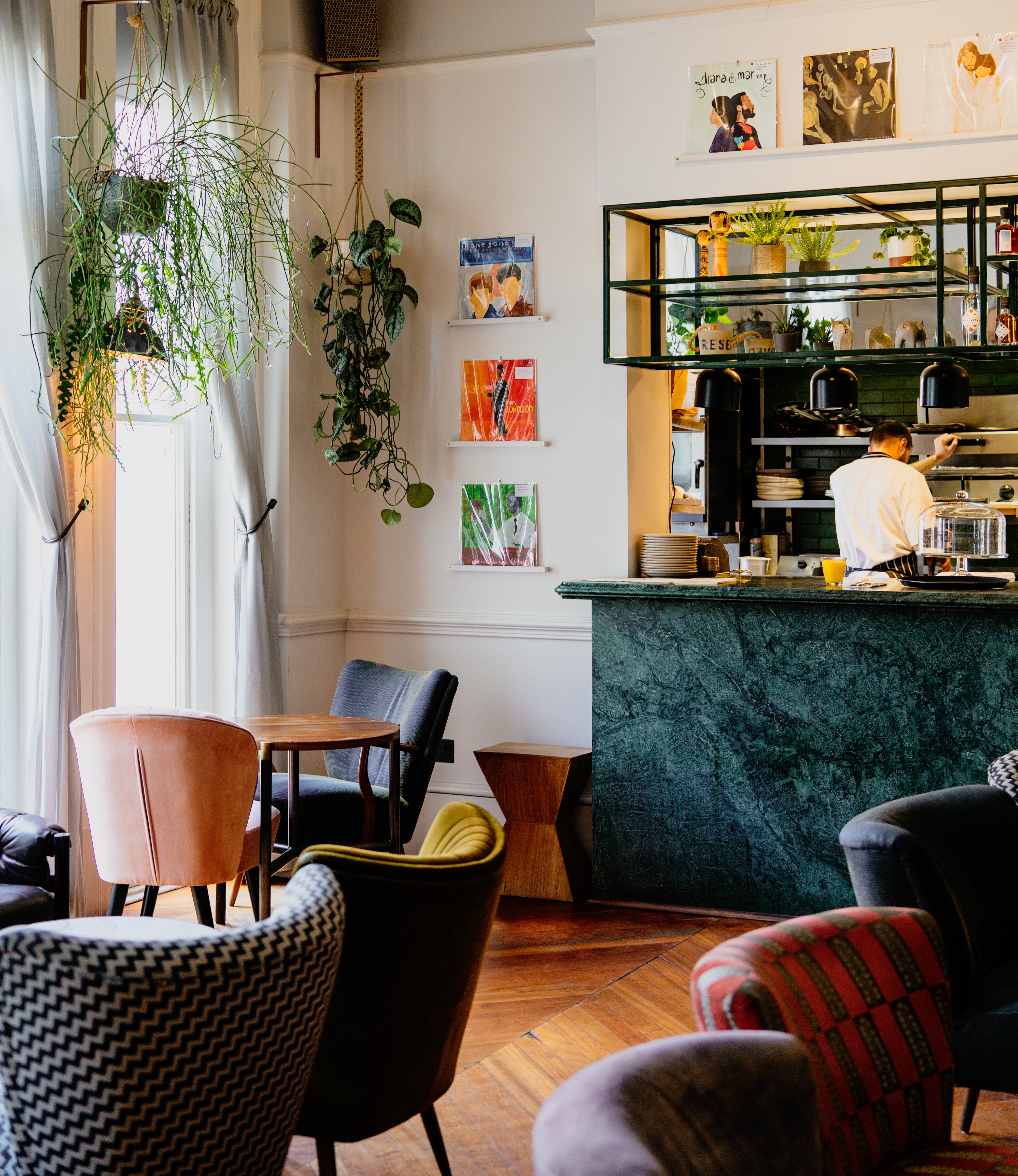 Lounge & Terrace at THE PILGRM: stylish venue for networking and meetings with greenery.