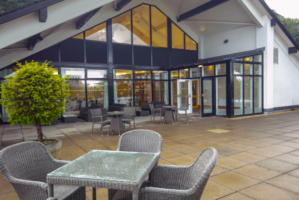 Castle Green Hotel - image 4