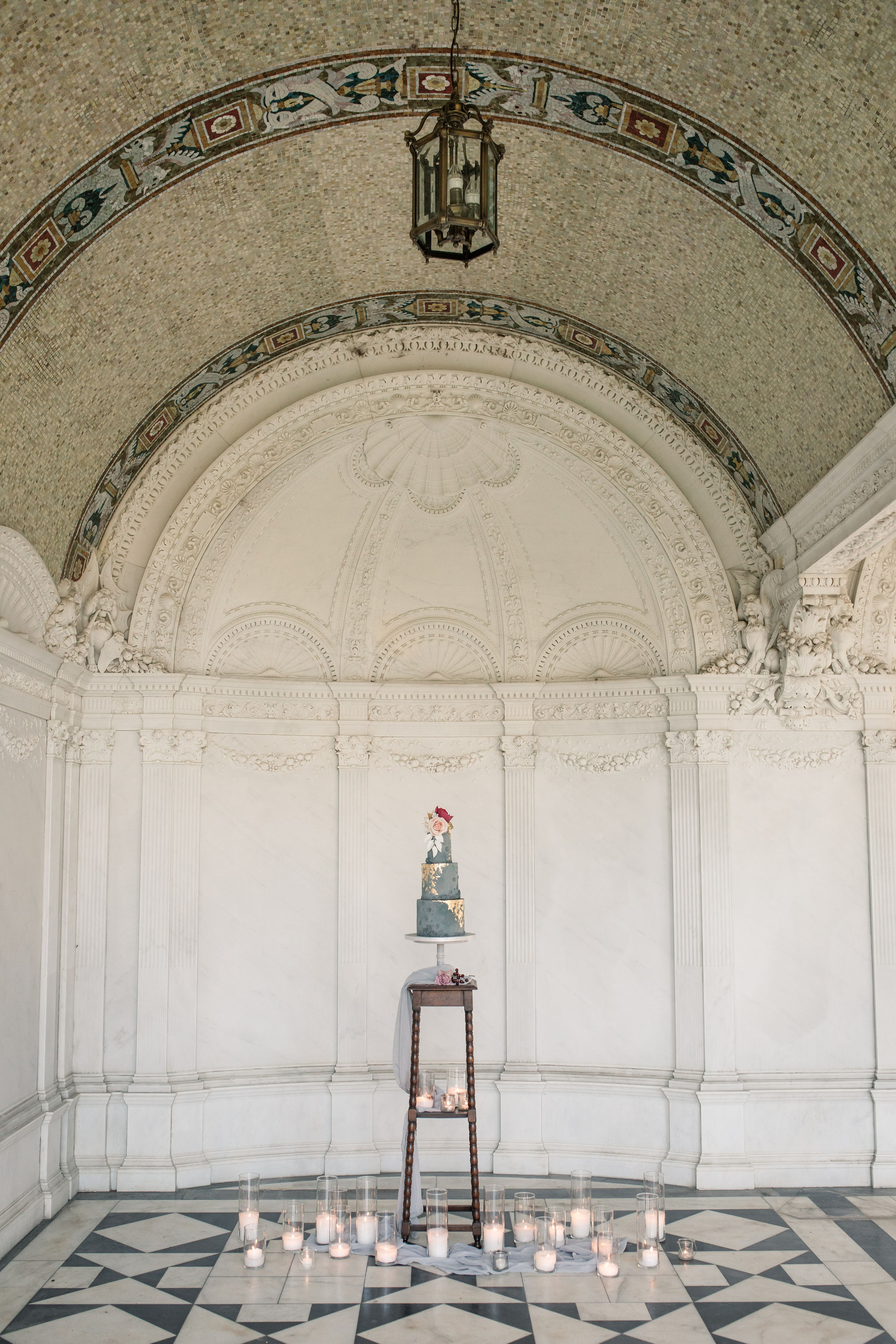 The Mansion House - zf4dlvgjx23.jpg