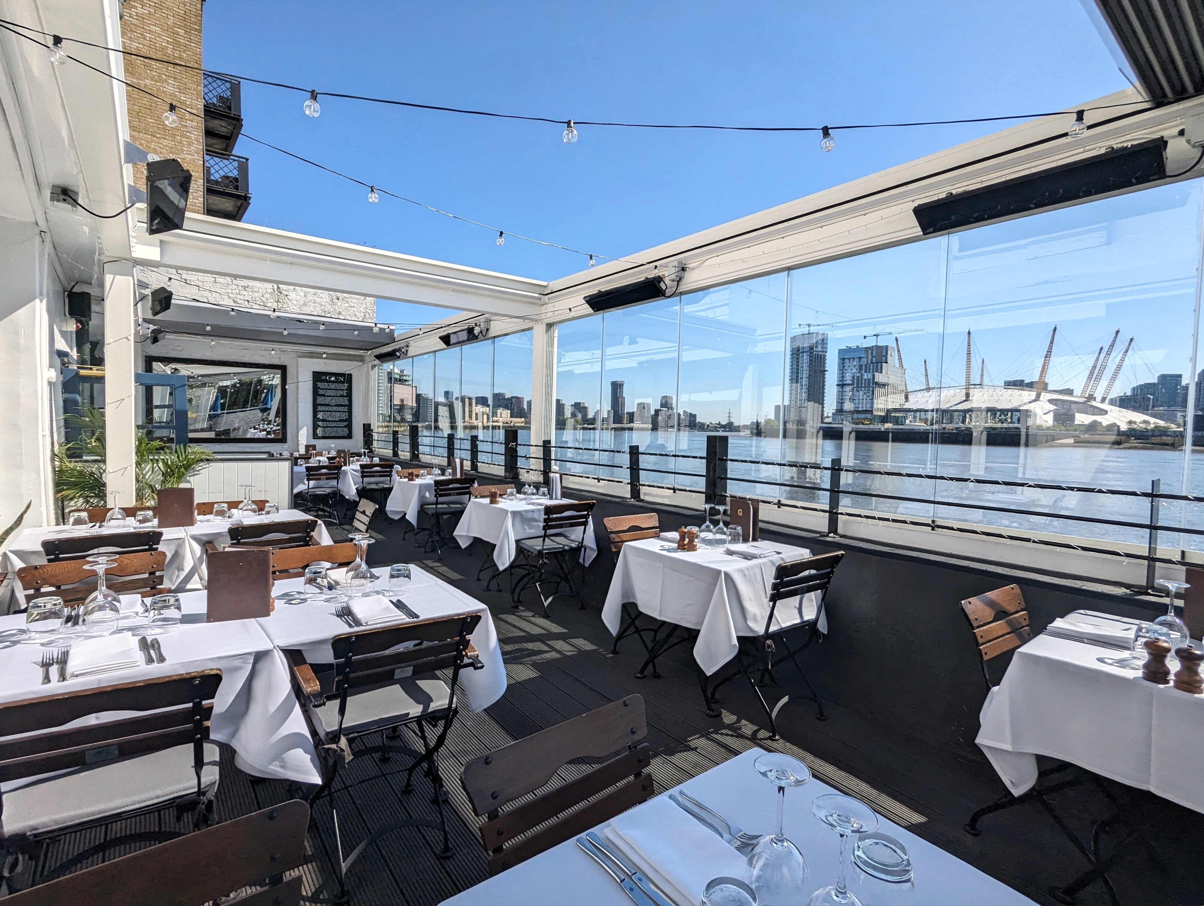 Riverside Terrace - 23bfce1f-55f9-4a2d-b74d-74b39e7171ca.jpg