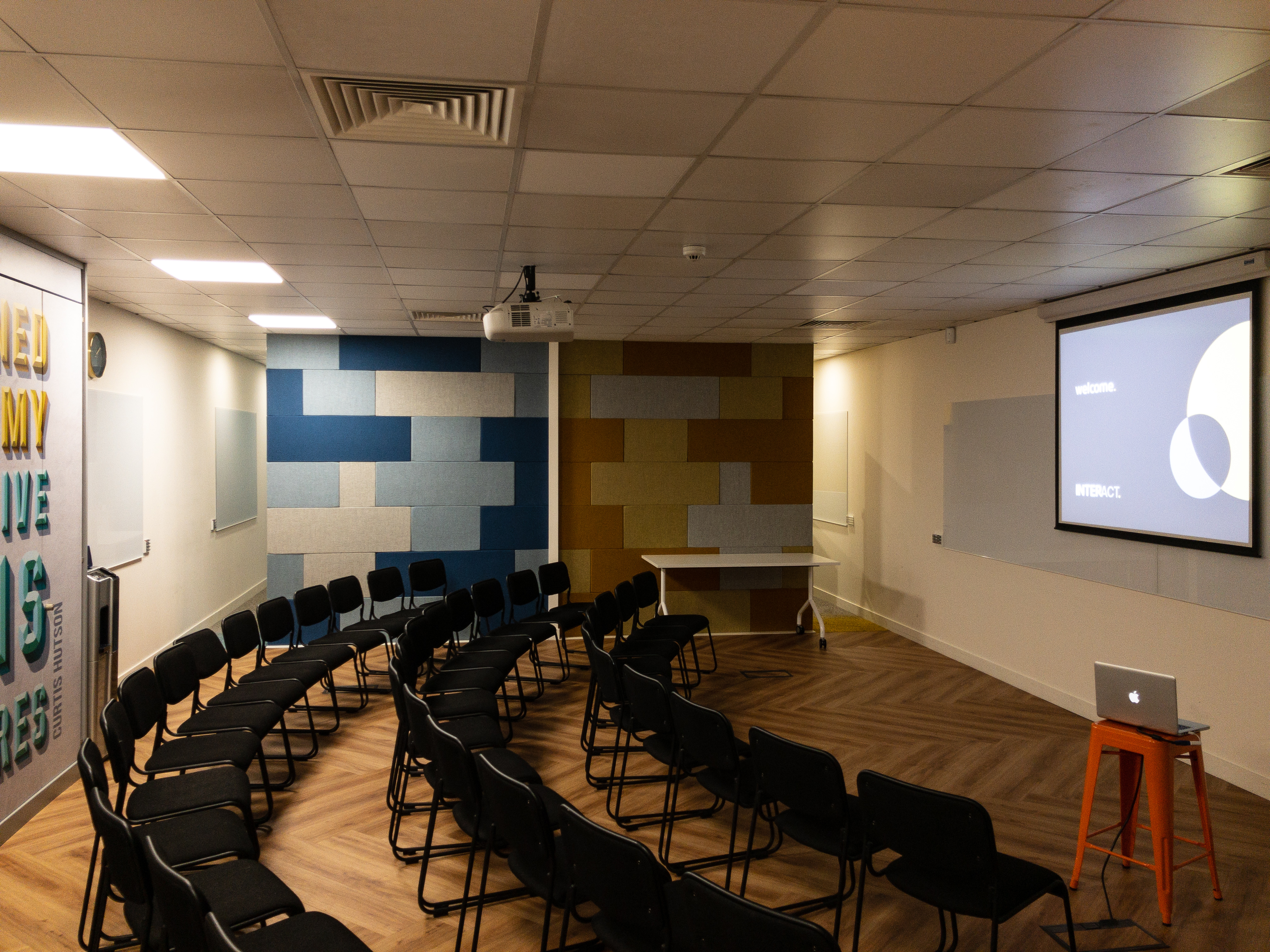 Workshop - ldnkv3sc5db.jpg