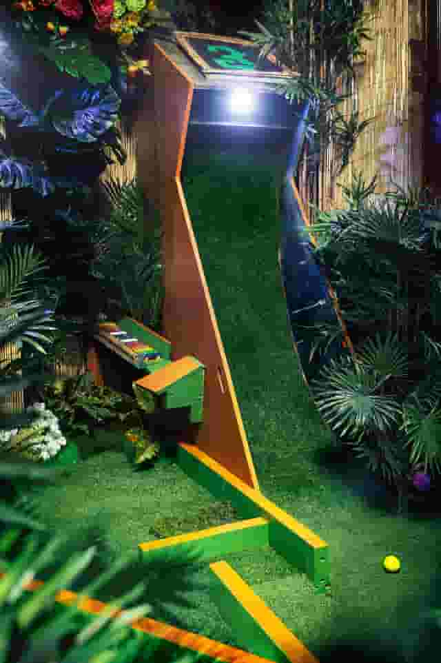 Plonk Crazy Golf - Islington