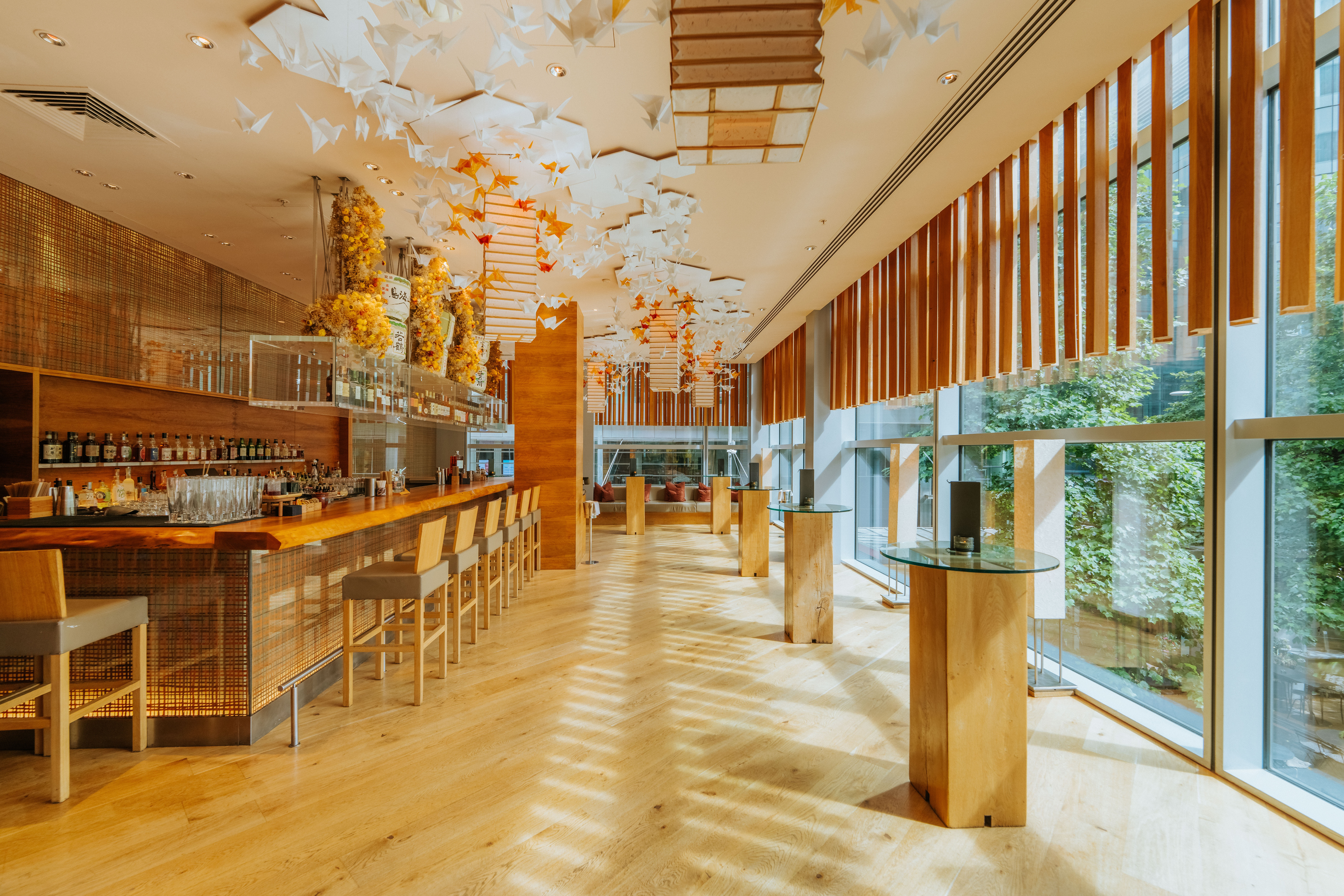 Lounge - ftgt3srxdkh.jpg