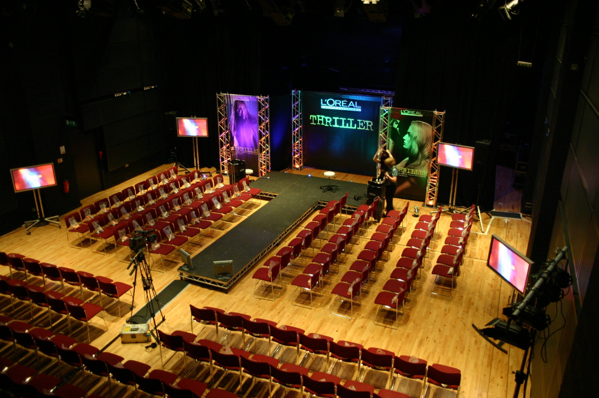 Patrick Studio  - hzeicp4ydwp.JPG