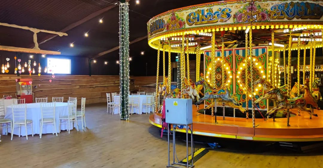 Stock Farm Barn - dfcand1jpwh.jpg