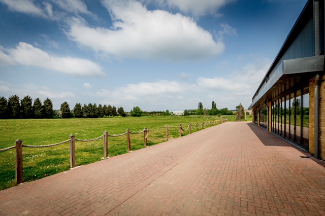 The Ballroom - 1w5stk2rcve.JPG