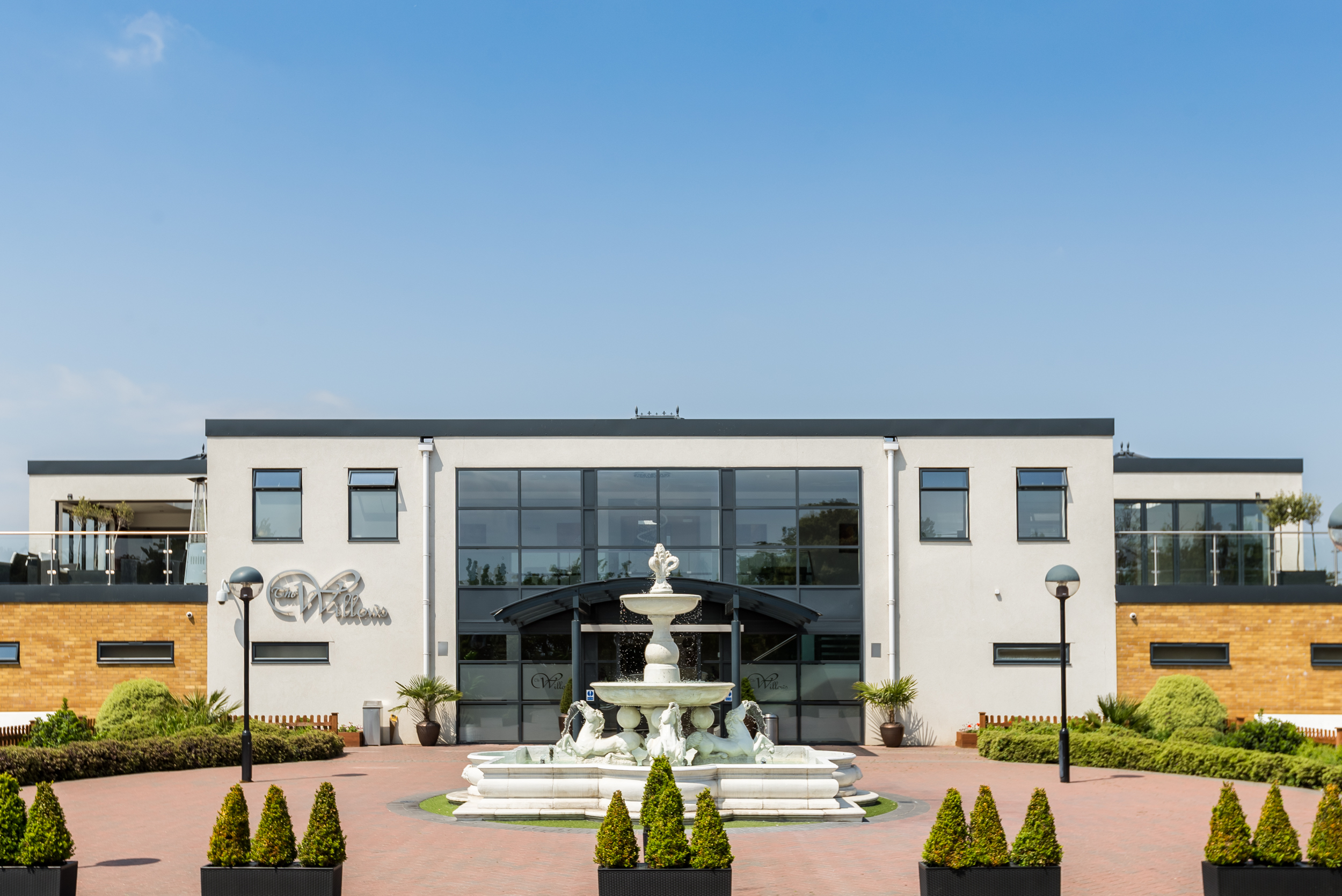 The Willow's - image 1