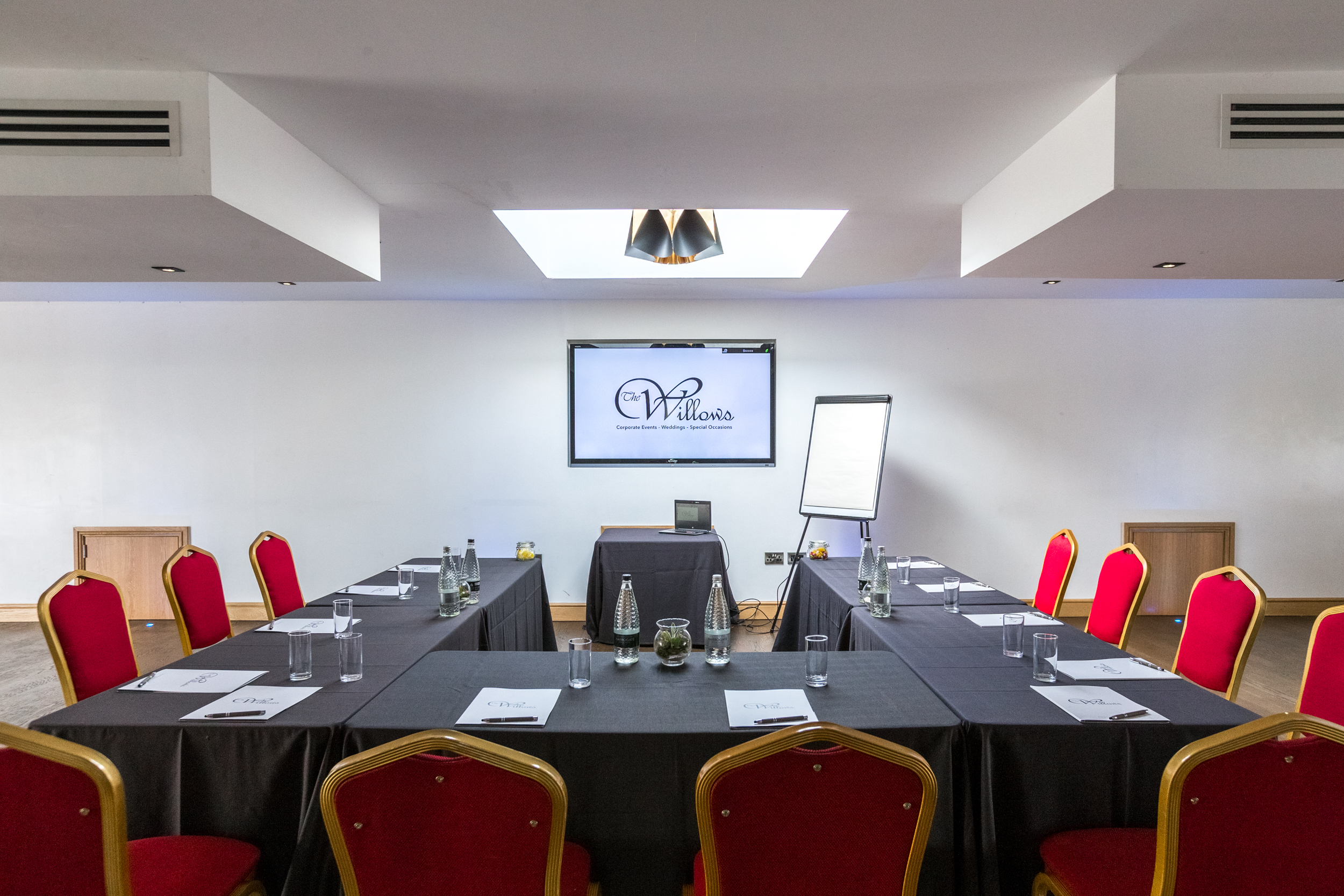 The Premier Suite - yp3zzddjclf.jpg