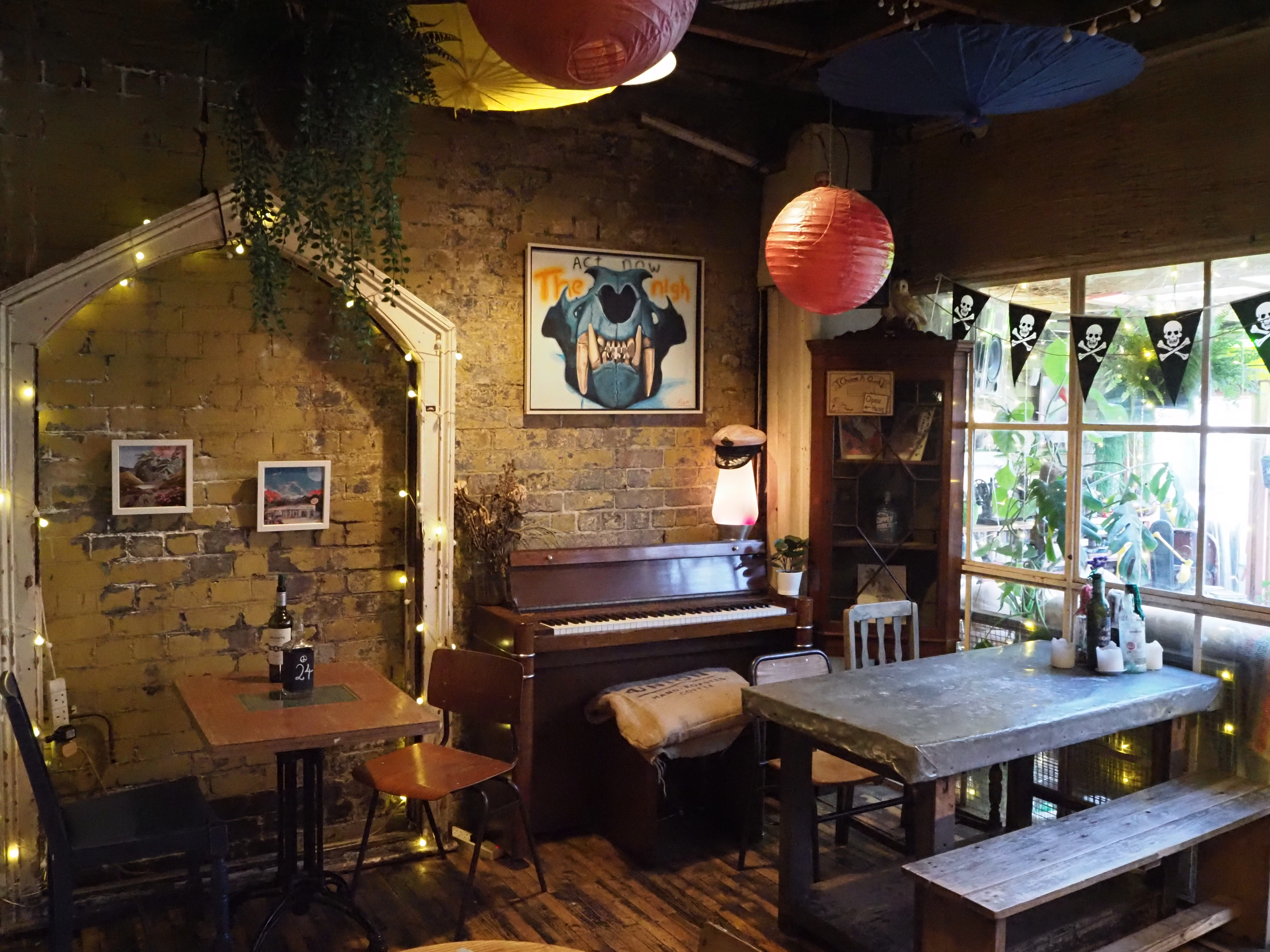 Inside Space - 2t1i2ndhkus.JPG