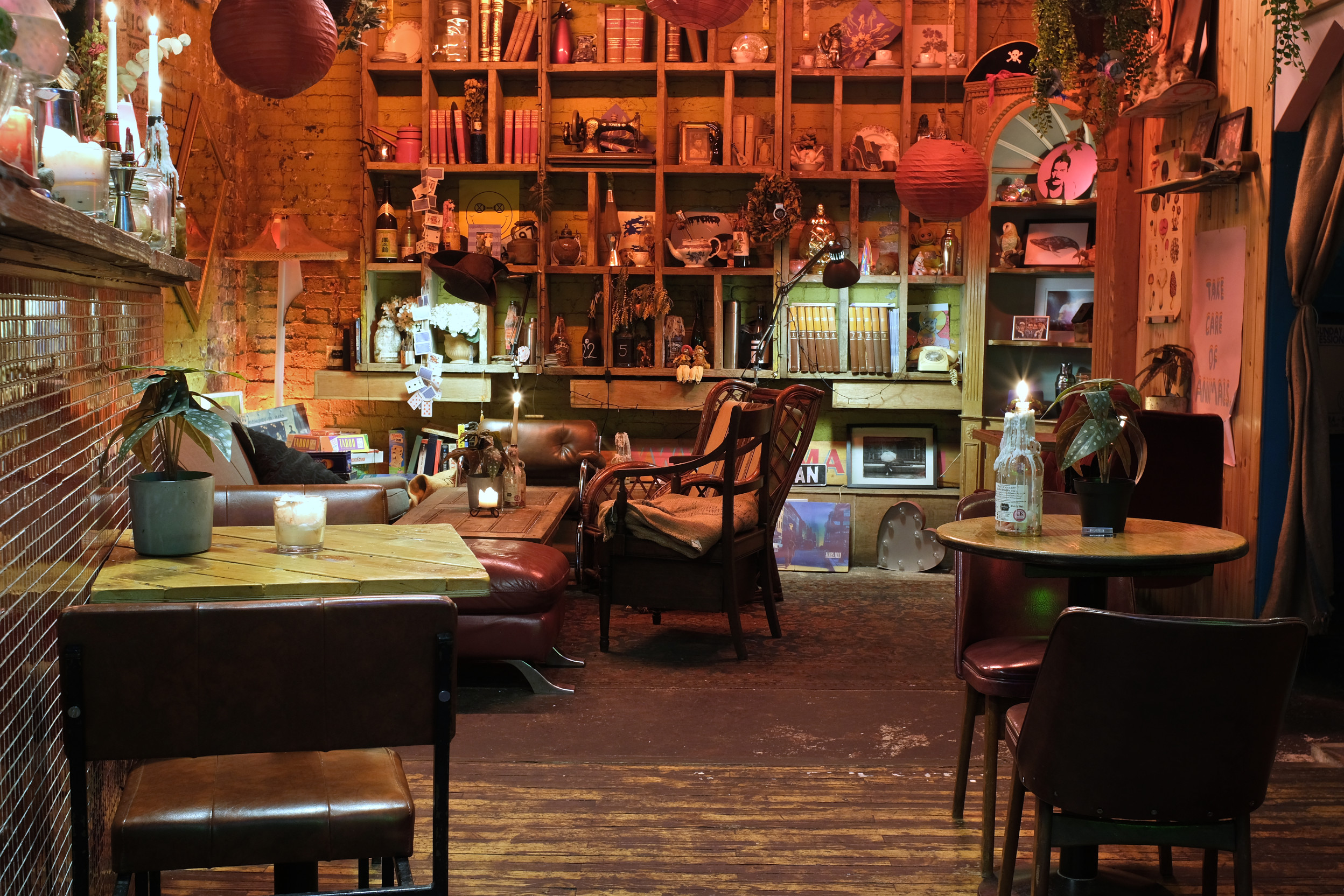 Cozy eclectic venue in Loveshack for intimate gatherings and creative sessions.