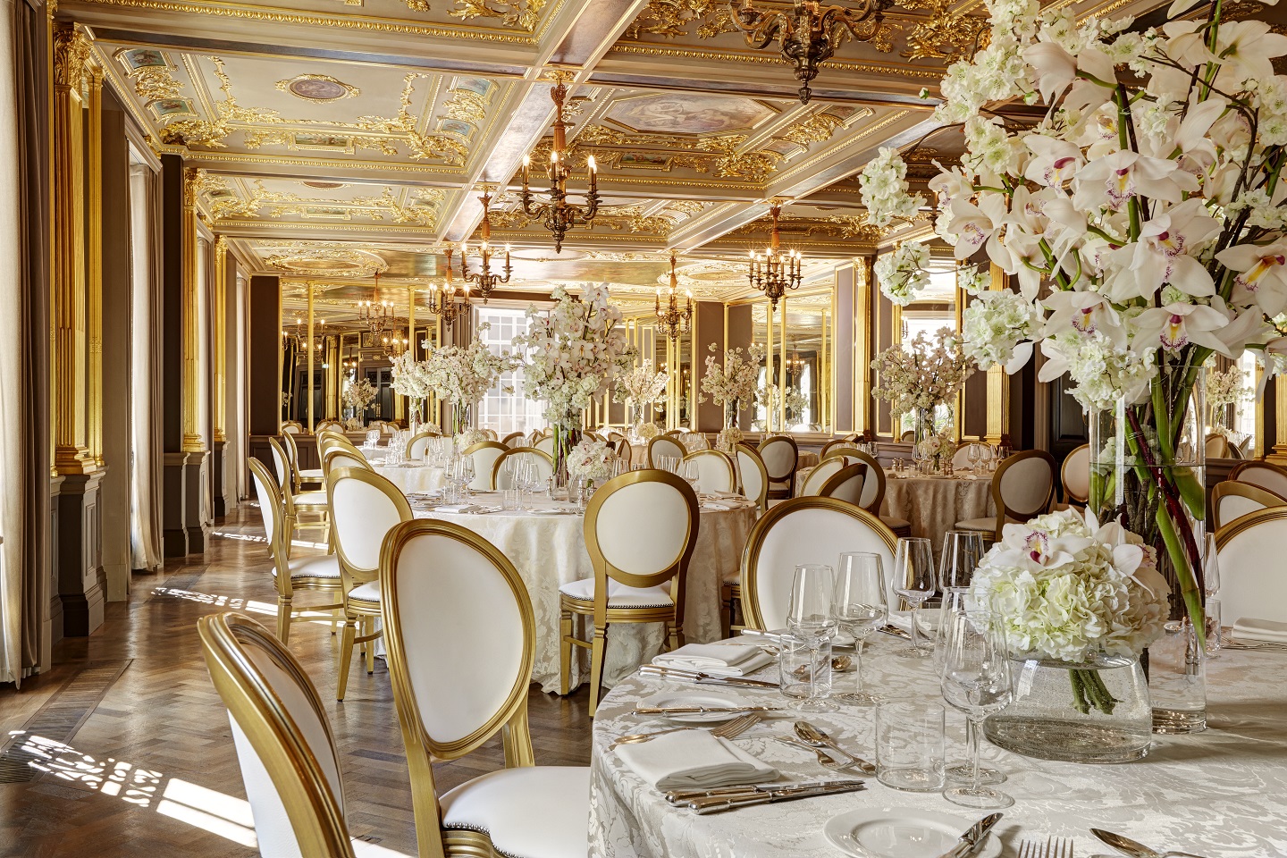 Pompadour Ballroom - btvvm2h4iue.jpg