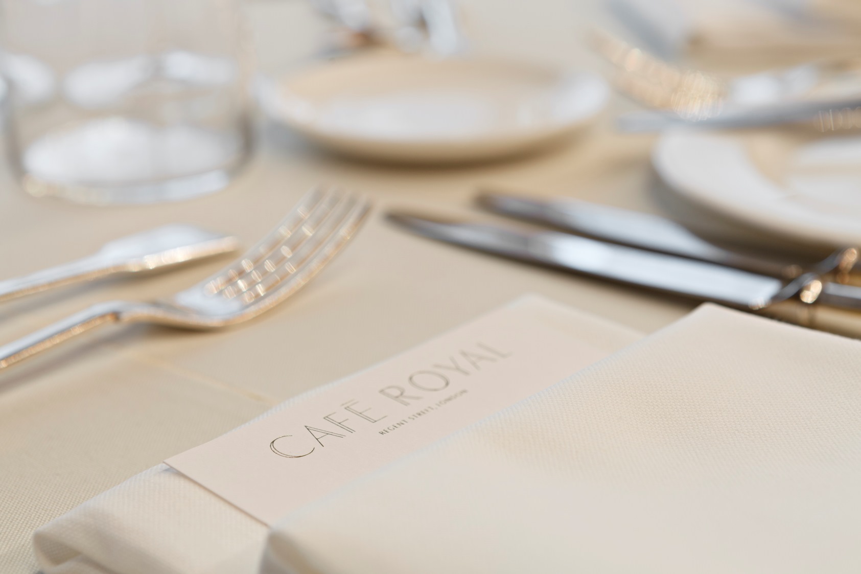 Mayfair - cgj0l4ojq10.jpg