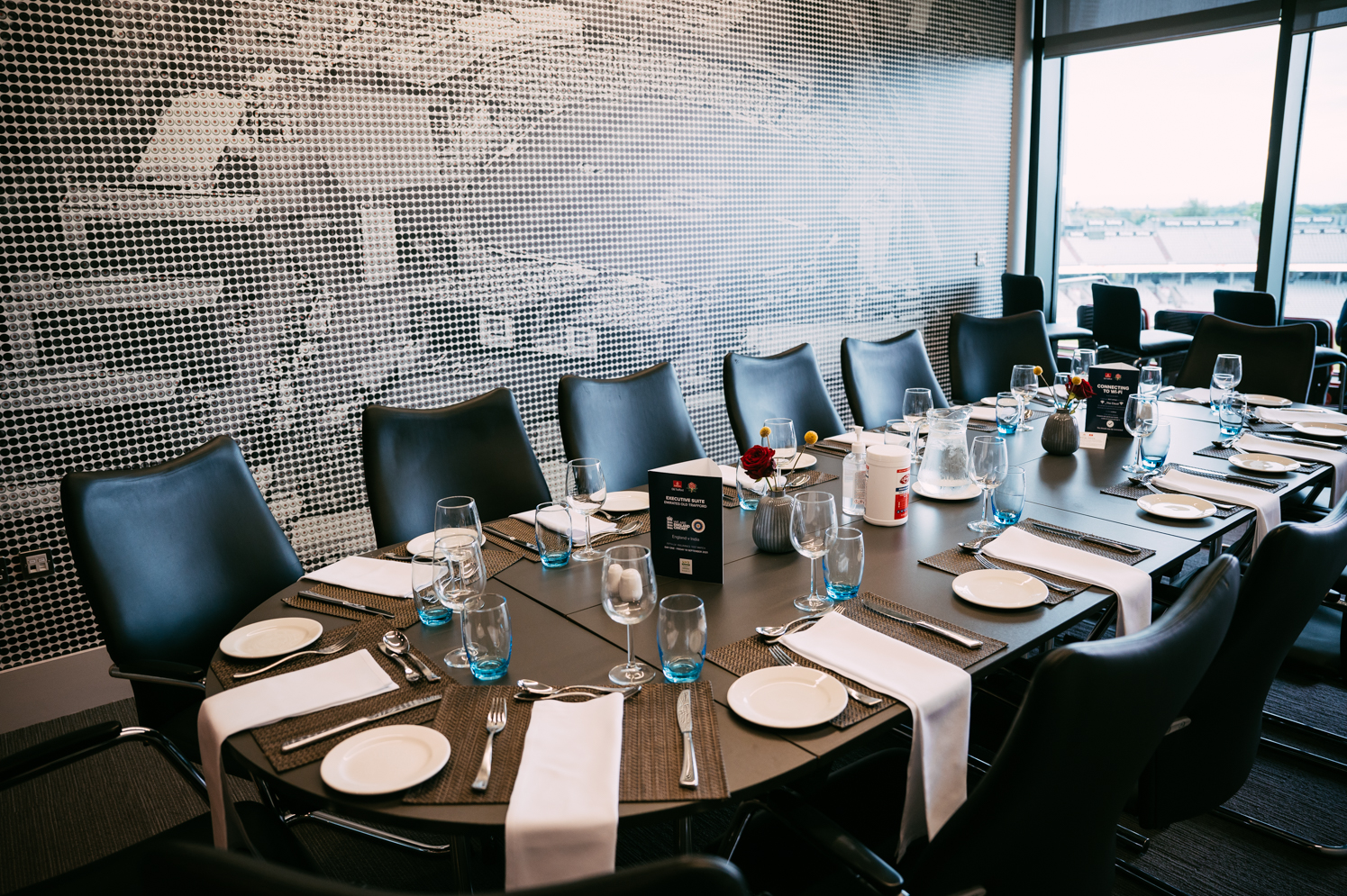 Executive Boxes - 3tppsyjhyod.jpg