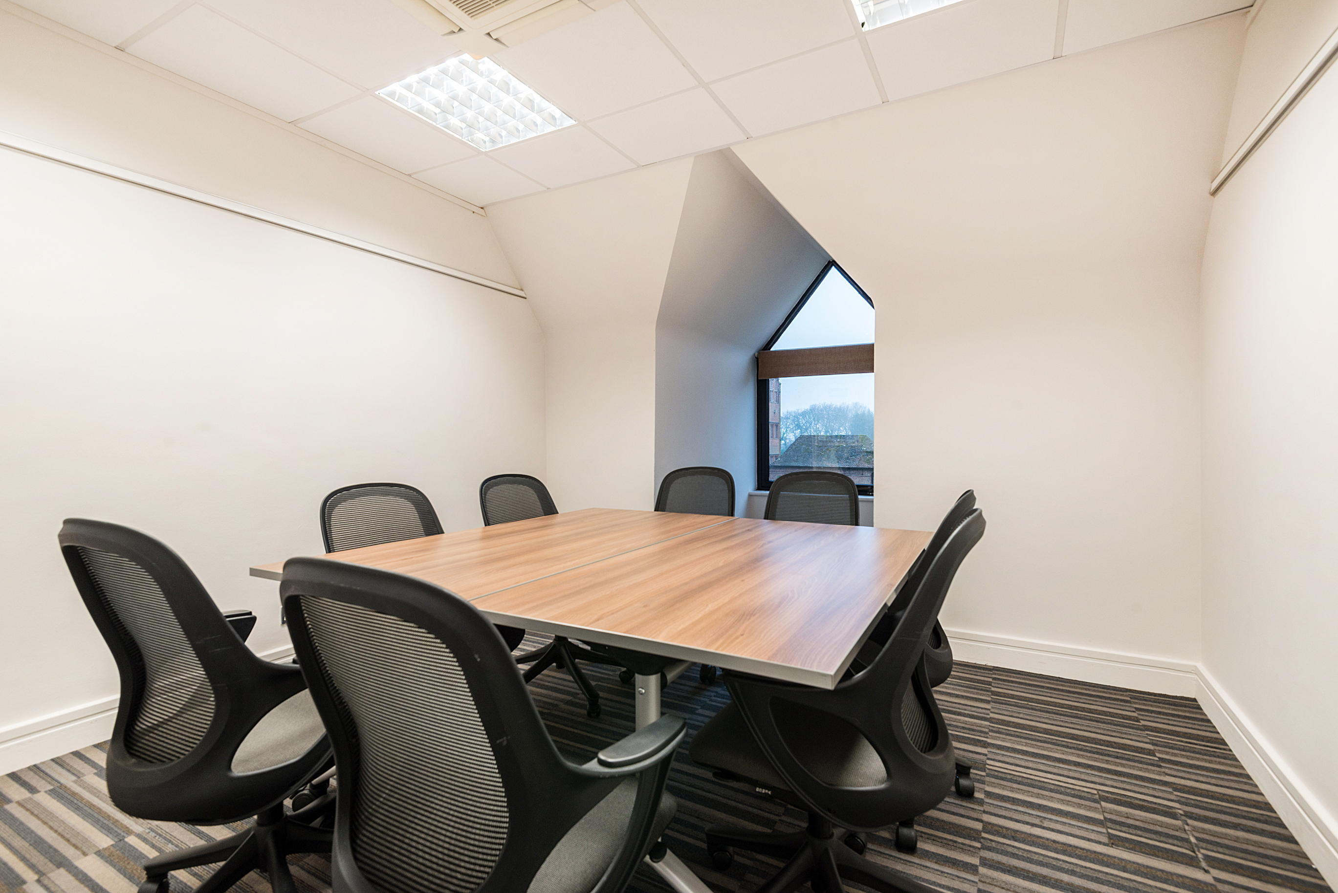 The Stratford - hwpadh22m43.jpg