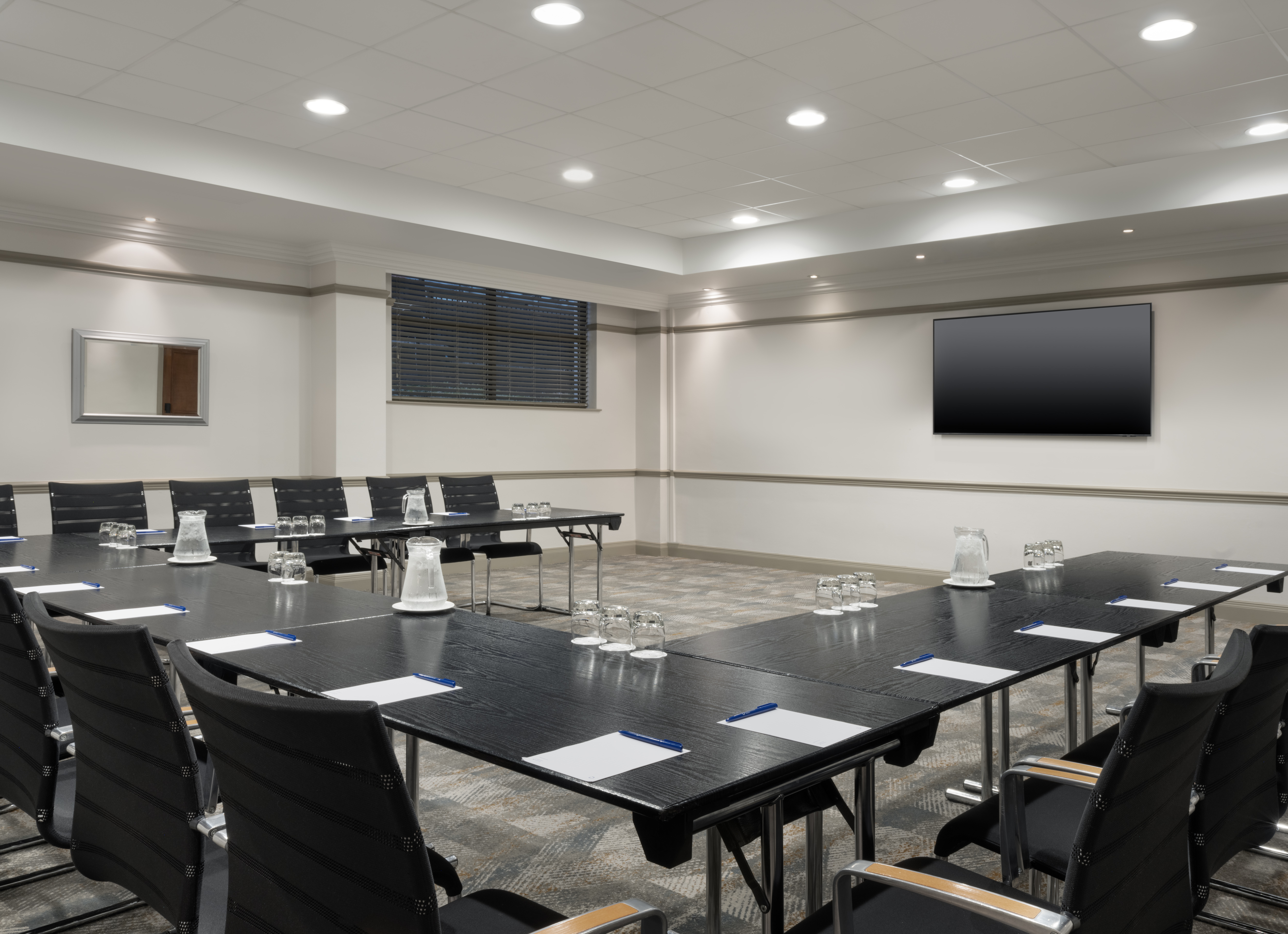 Lever Room meeting space at Delta Hotels Liverpool with ergonomic chairs for conferences.
