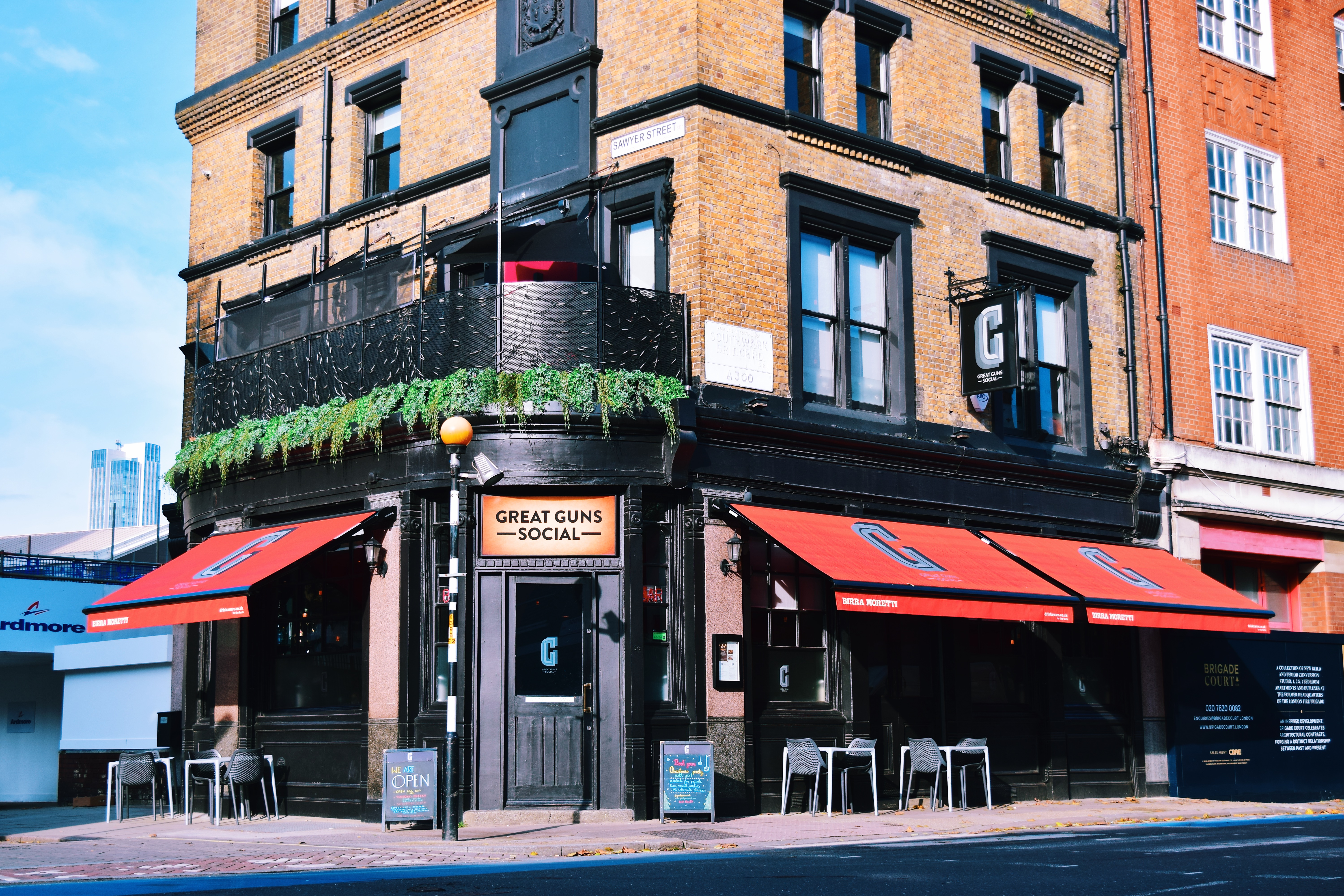 Main Room at Great Guns Social, vibrant venue for casual meetings and social events.