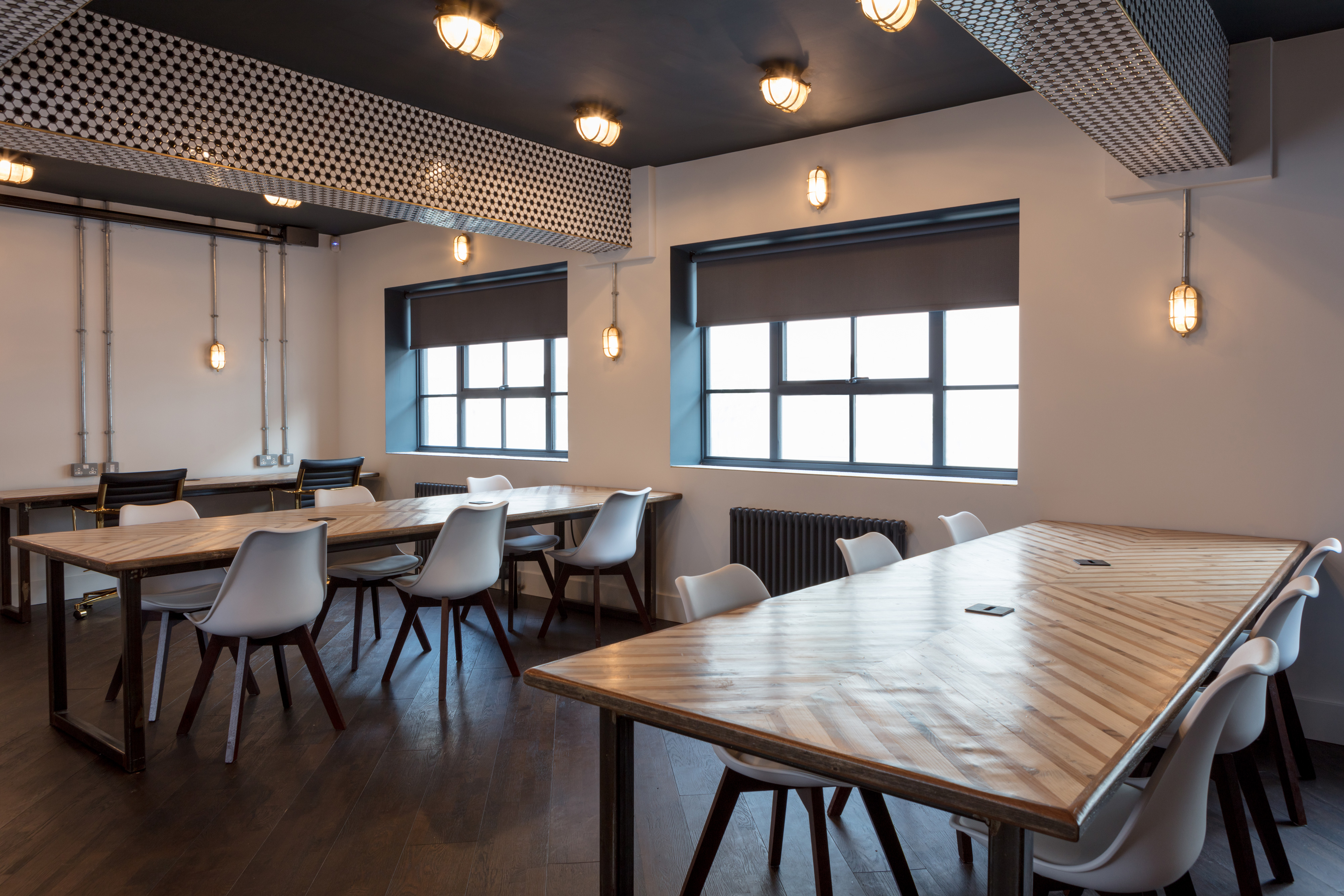 Modern meeting space at The Vine Club Brighton, ideal for workshops and collaboration.