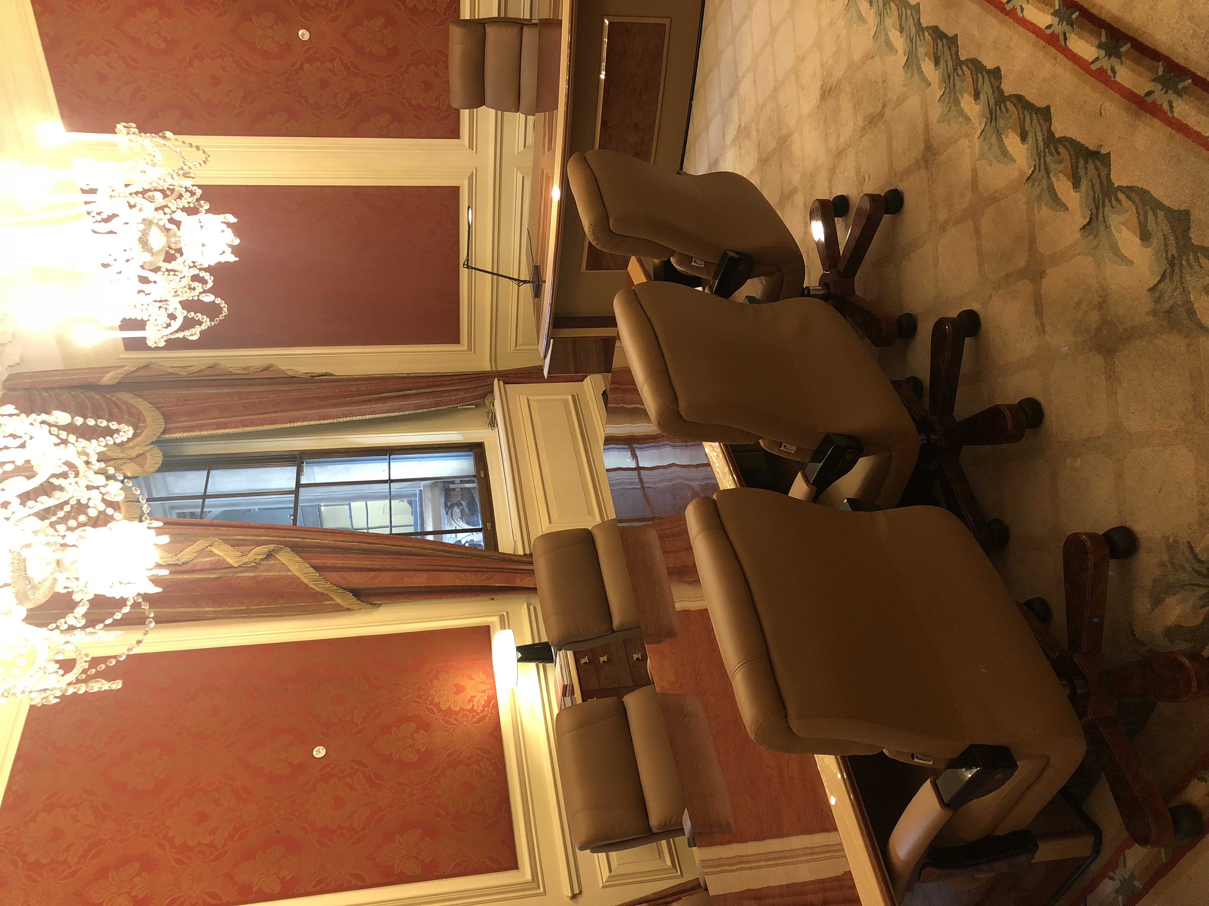 Gresham Room at The Royal Exchange: elegant meeting space with rich decor for executive briefings.