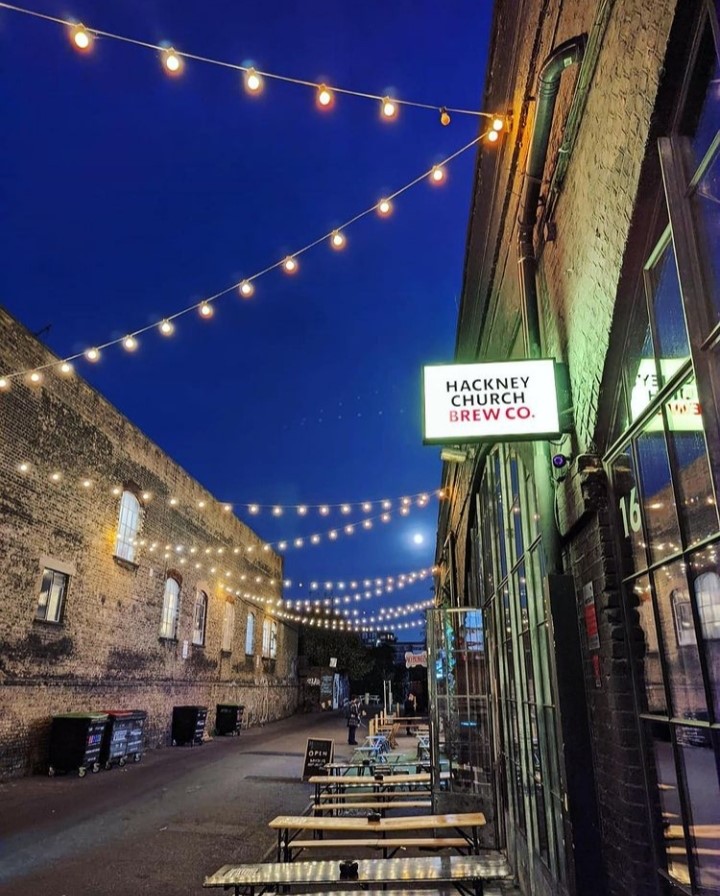 Whole Venue - bzmi5e2m3wy.jpg