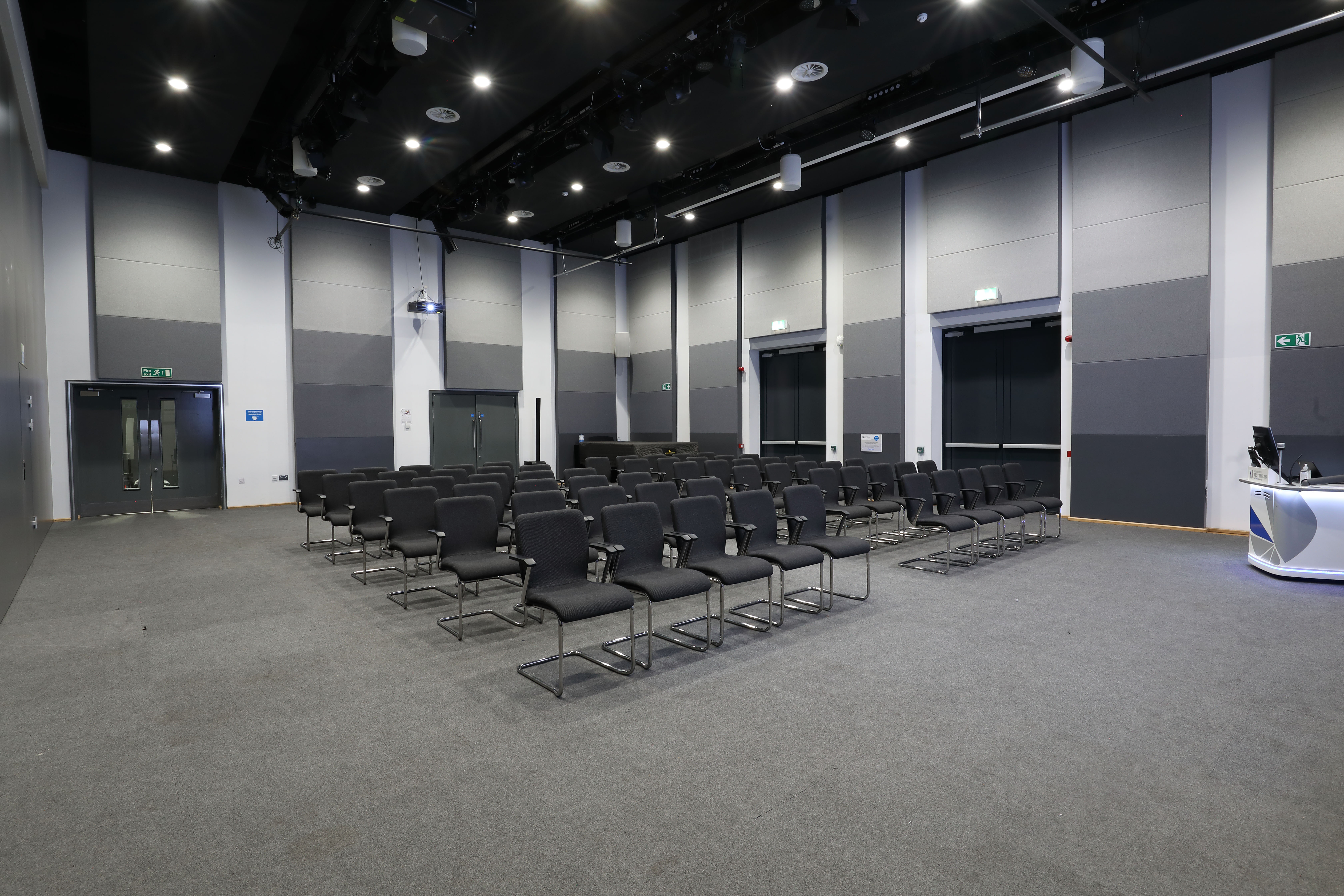 Weston Hall at UWL Ealing: modern meeting space for presentations and workshops.
