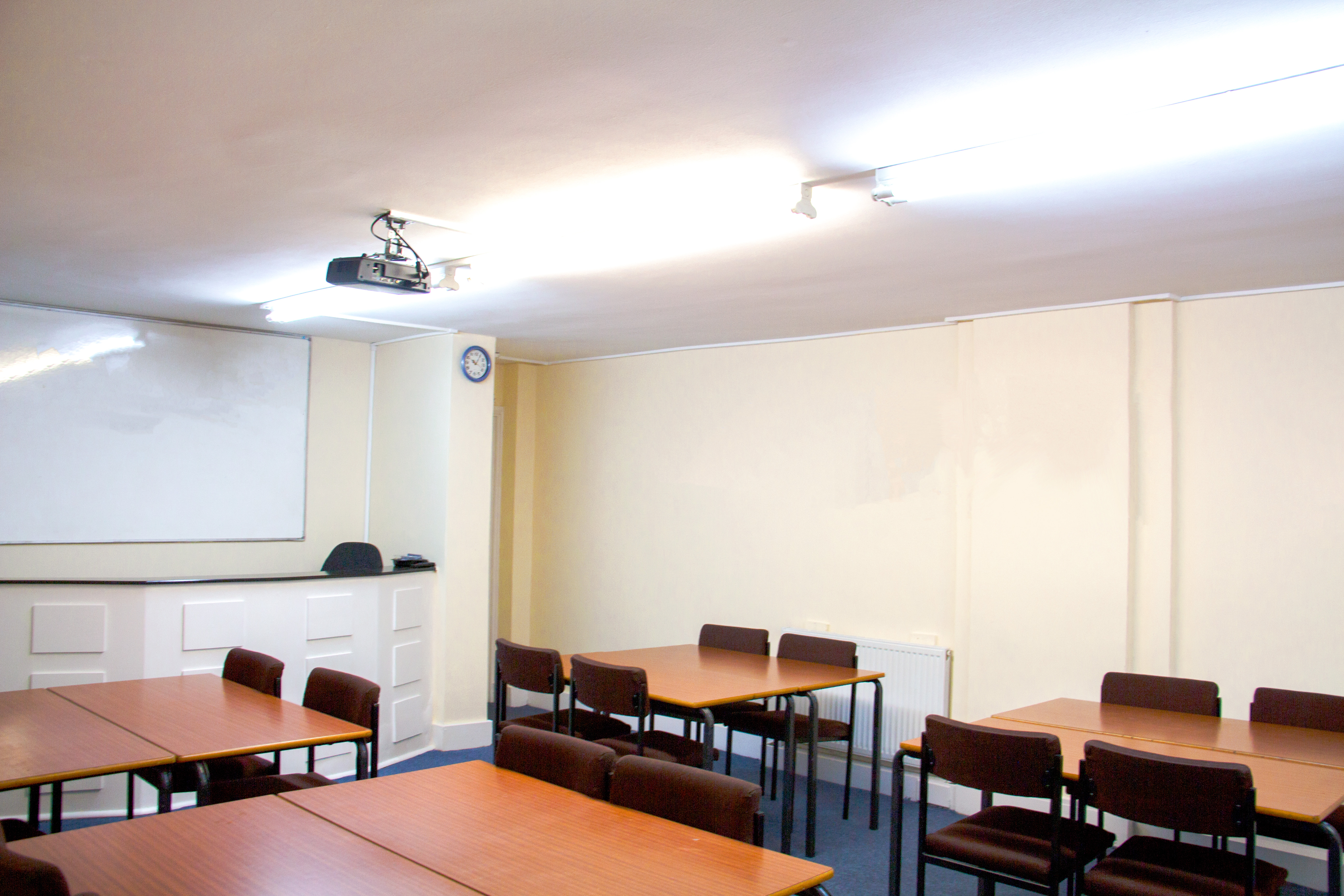 Versatile Meeting Room 106 with AV tech for presentations at North London College.