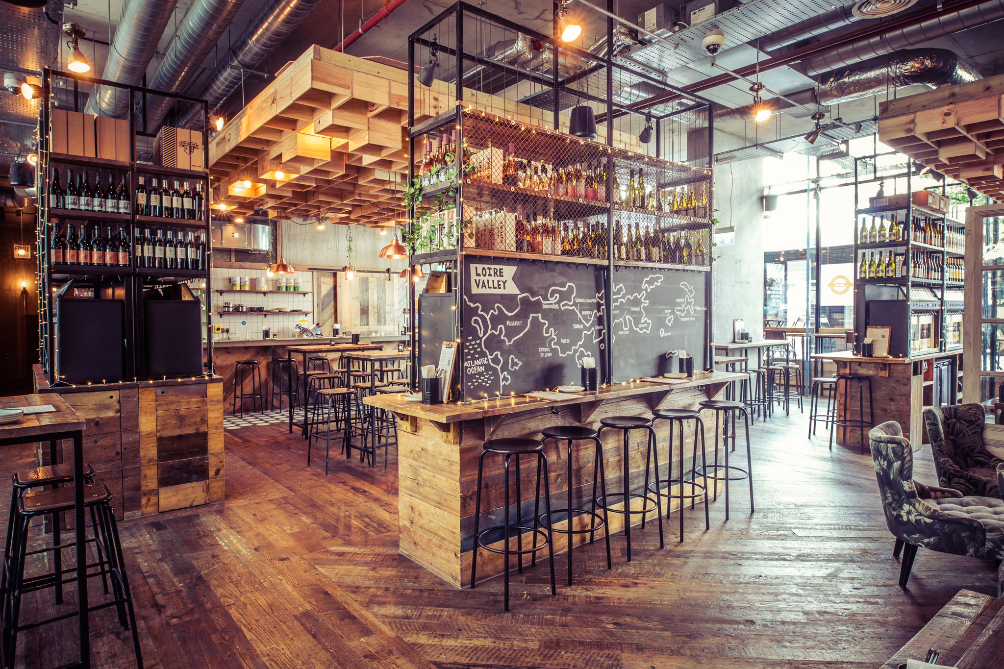 Whole Venue - 3x5dc3ixmyk.jpg