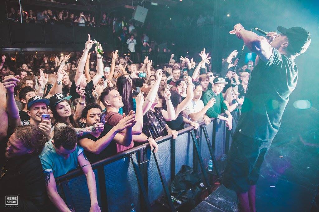 Vibrant concert scene at XOYO Birmingham with engaged audience and lively atmosphere.