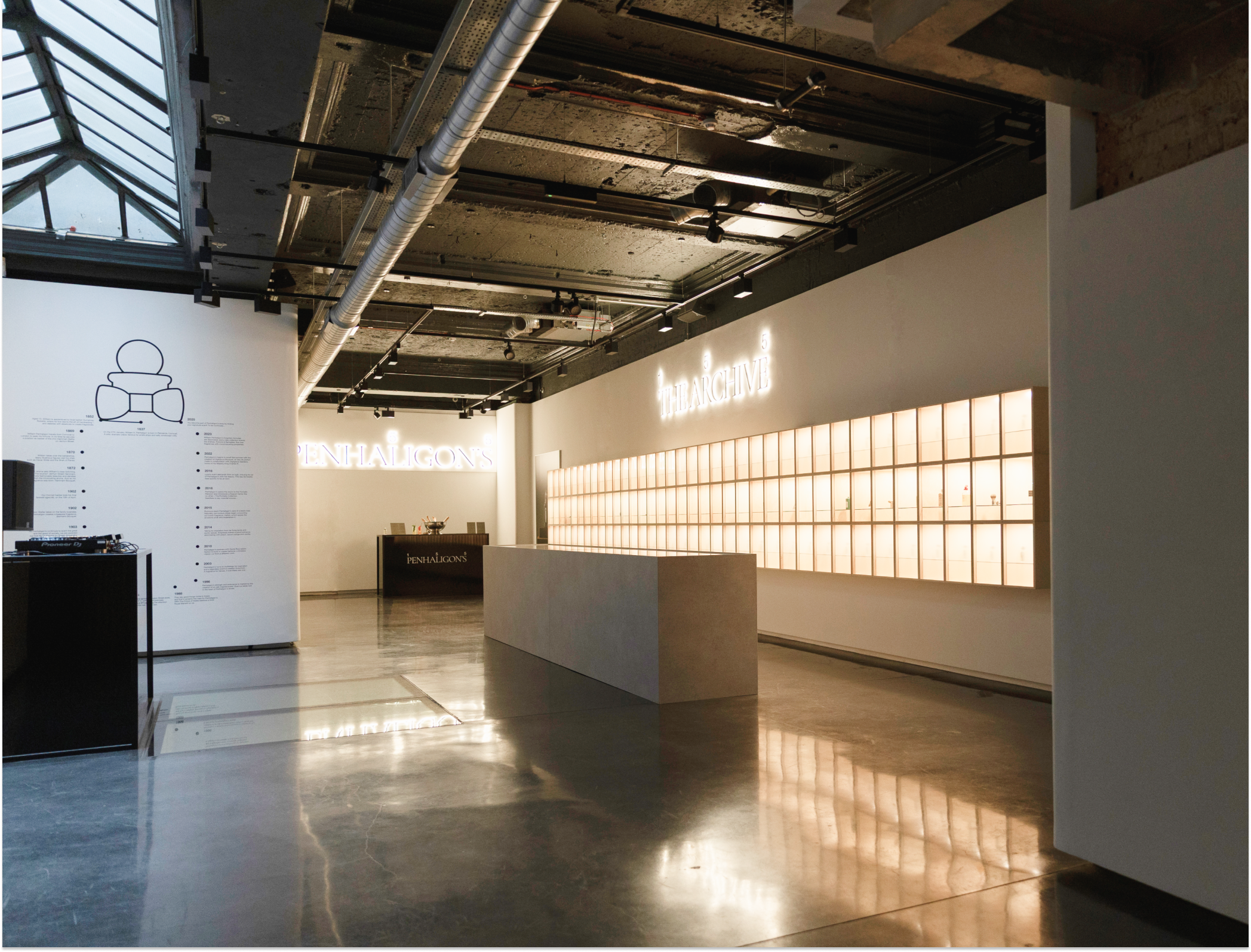 Brand Takeover Space - 1a3ac5ef-2b6b-4c59-afd5-fadb657b1e33.png