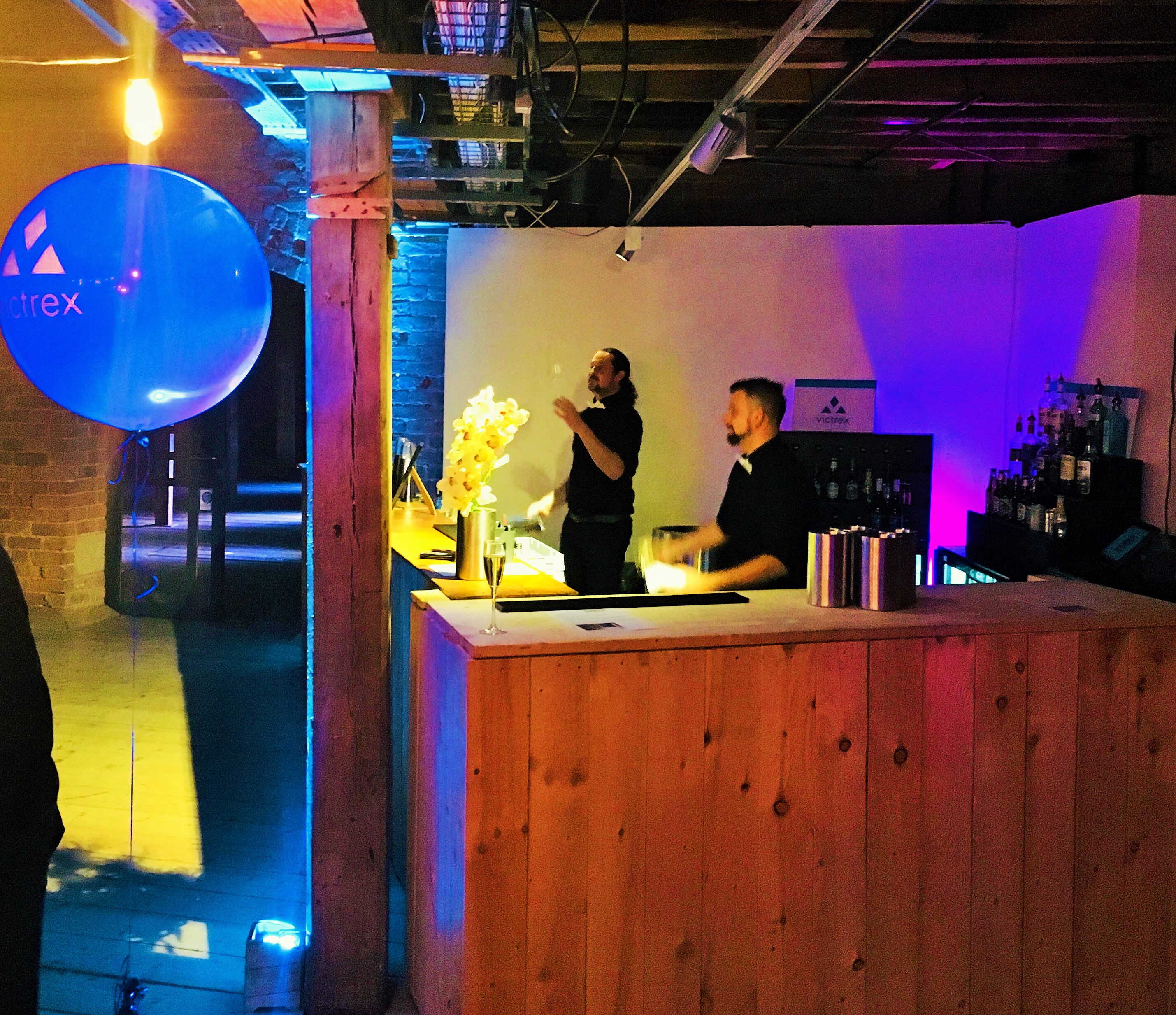 Stylish 1830 Warehouse bar at Science and Industry Museum for networking events.