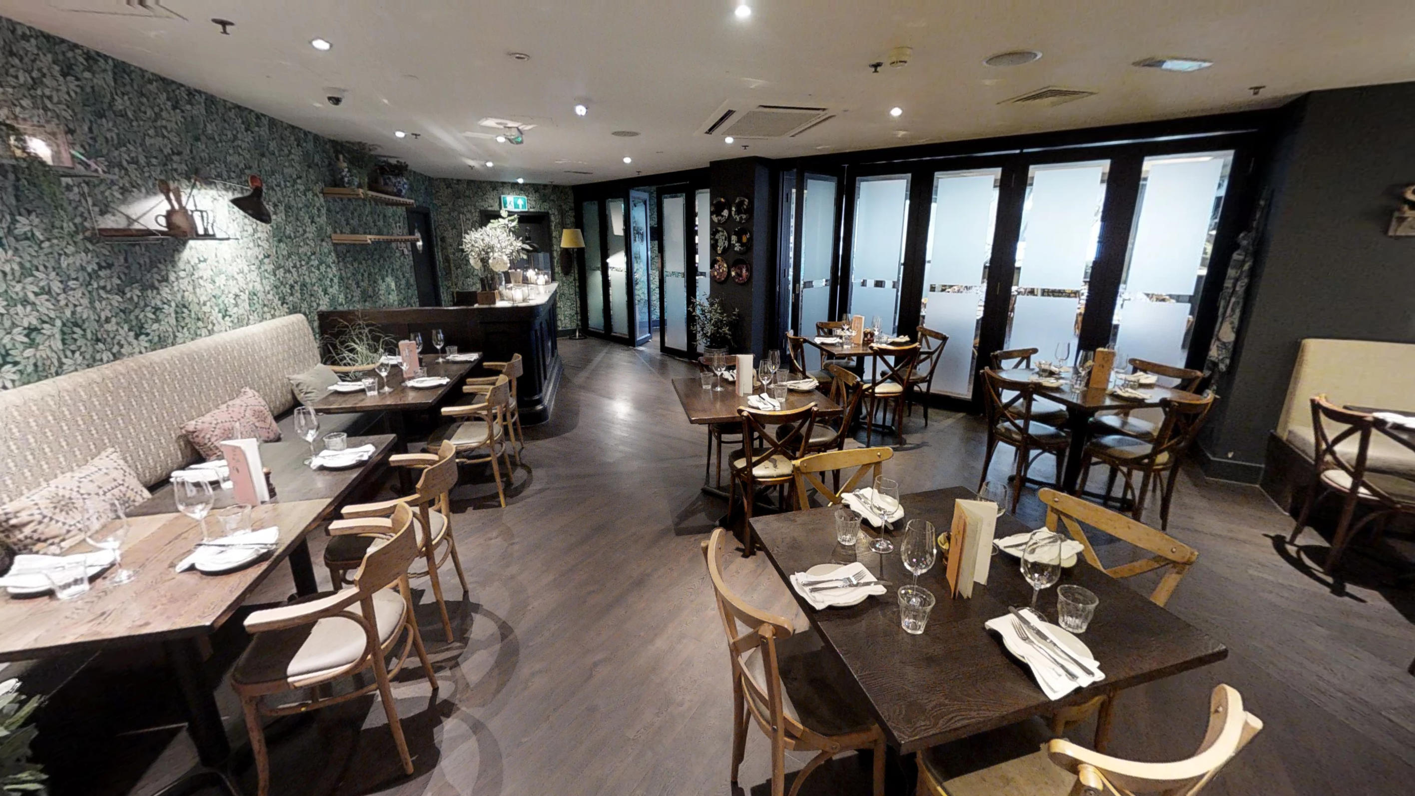 Deluxe private room at Brasserie Blanc Southbank, ideal for intimate gatherings and corporate events.