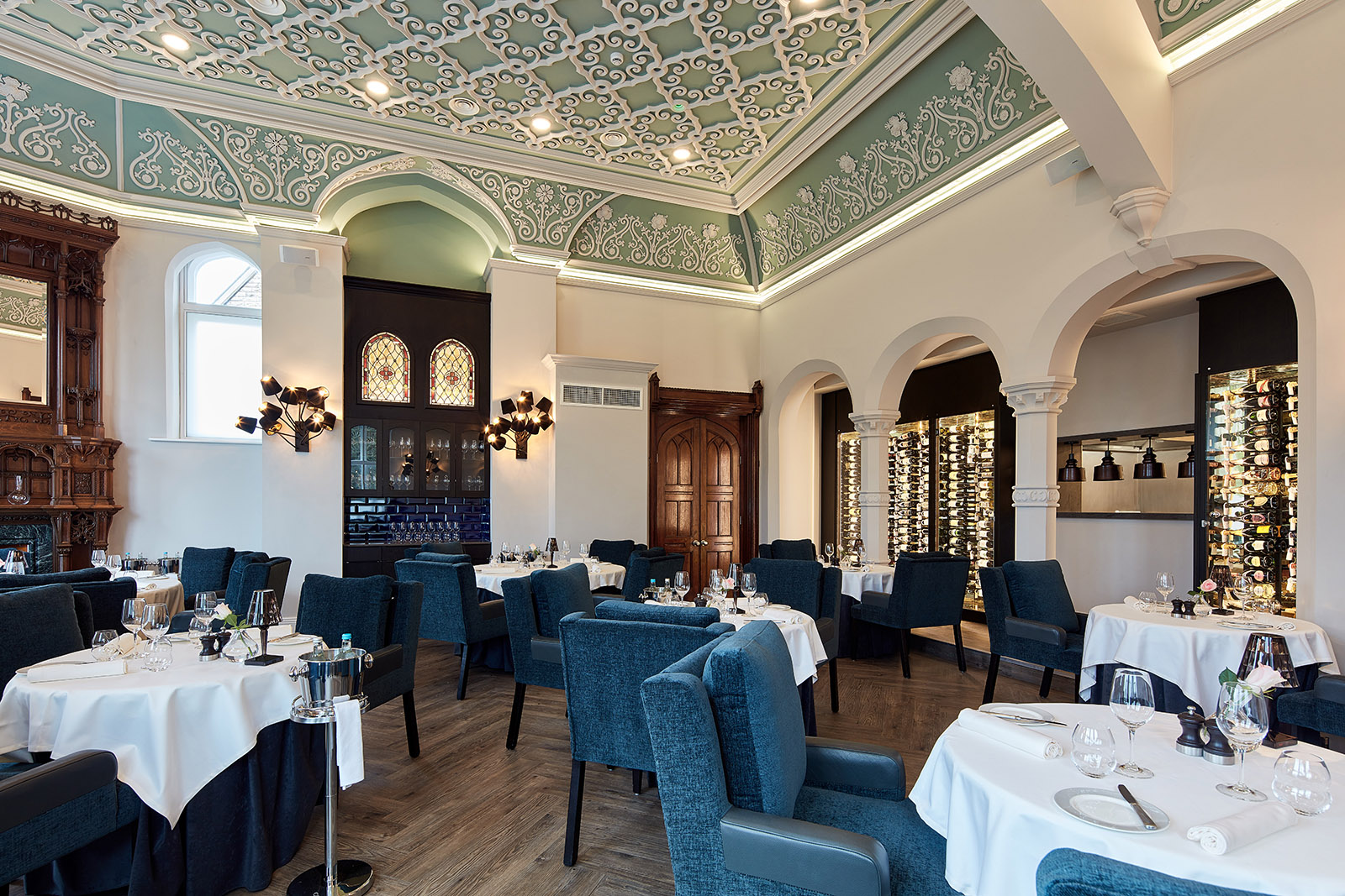 The Galloping Major - fe5apavd0cg.jpg