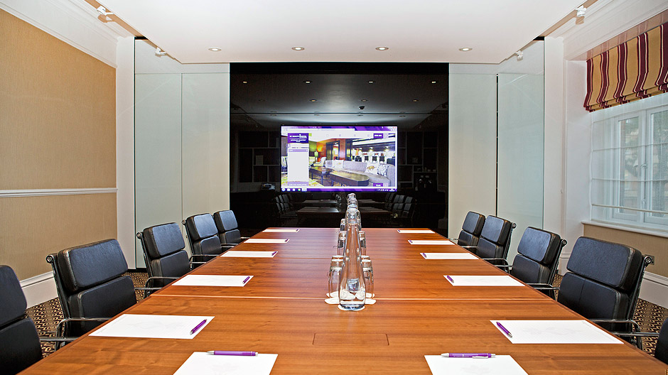 Modern conference room in Victoria Suite, St Ermin’s Hotel for professional meetings.