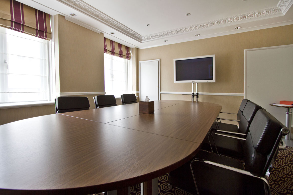 Buckingham Suite at St Ermin’s Hotel, ideal for professional meetings and events.
