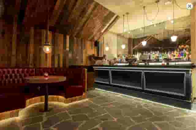 Impossible Bar and Theatre