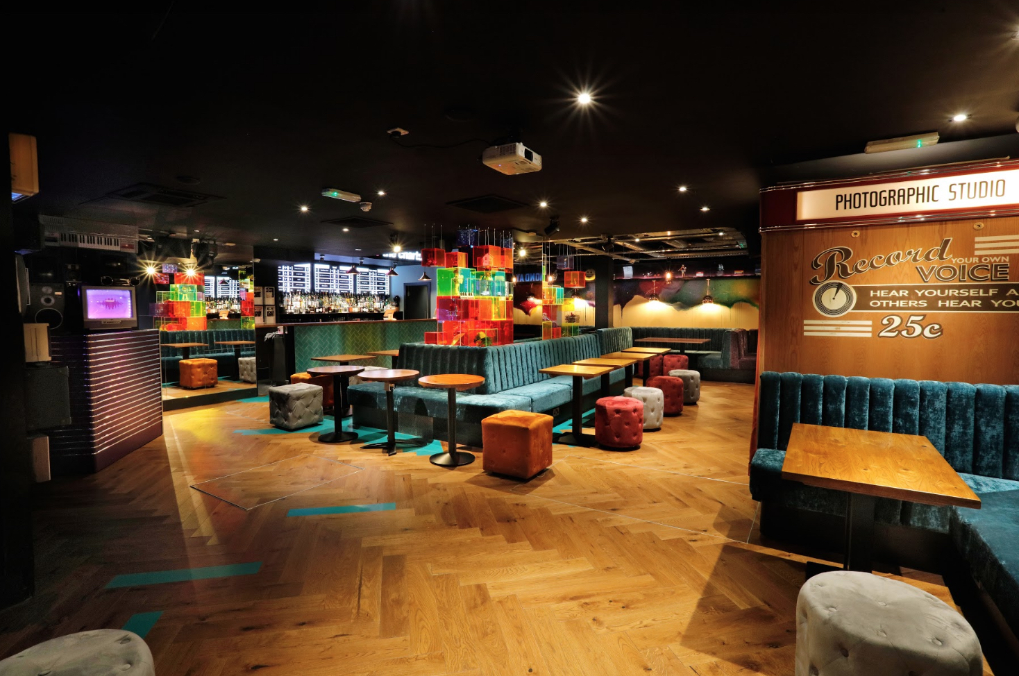 Bar Area - 4xunpeurv3w.jpg