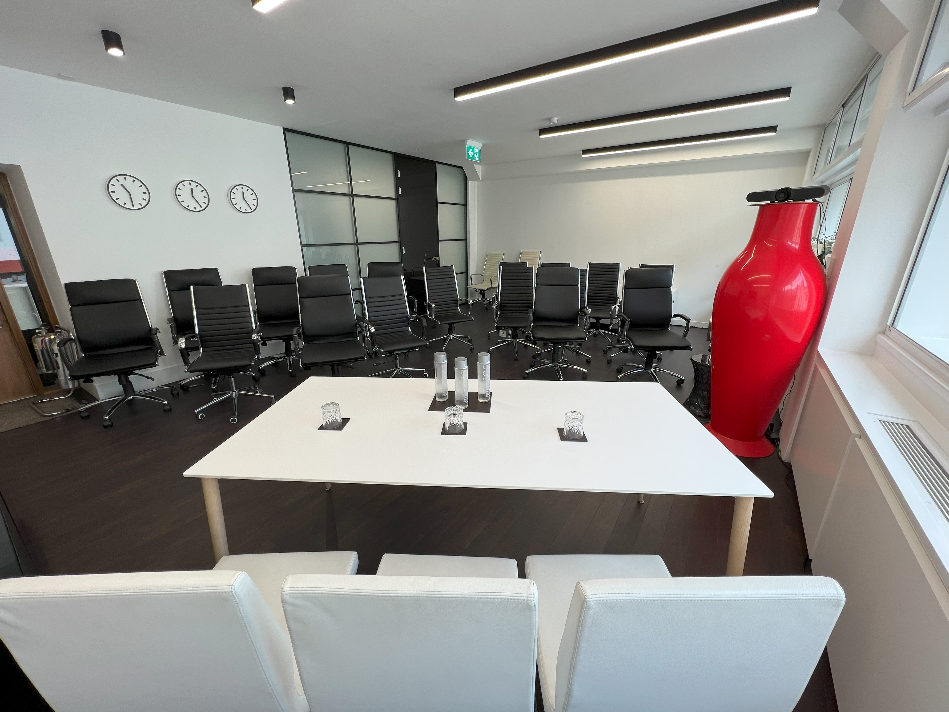 The Mayfair Room - byvnqxs04oq.jpeg