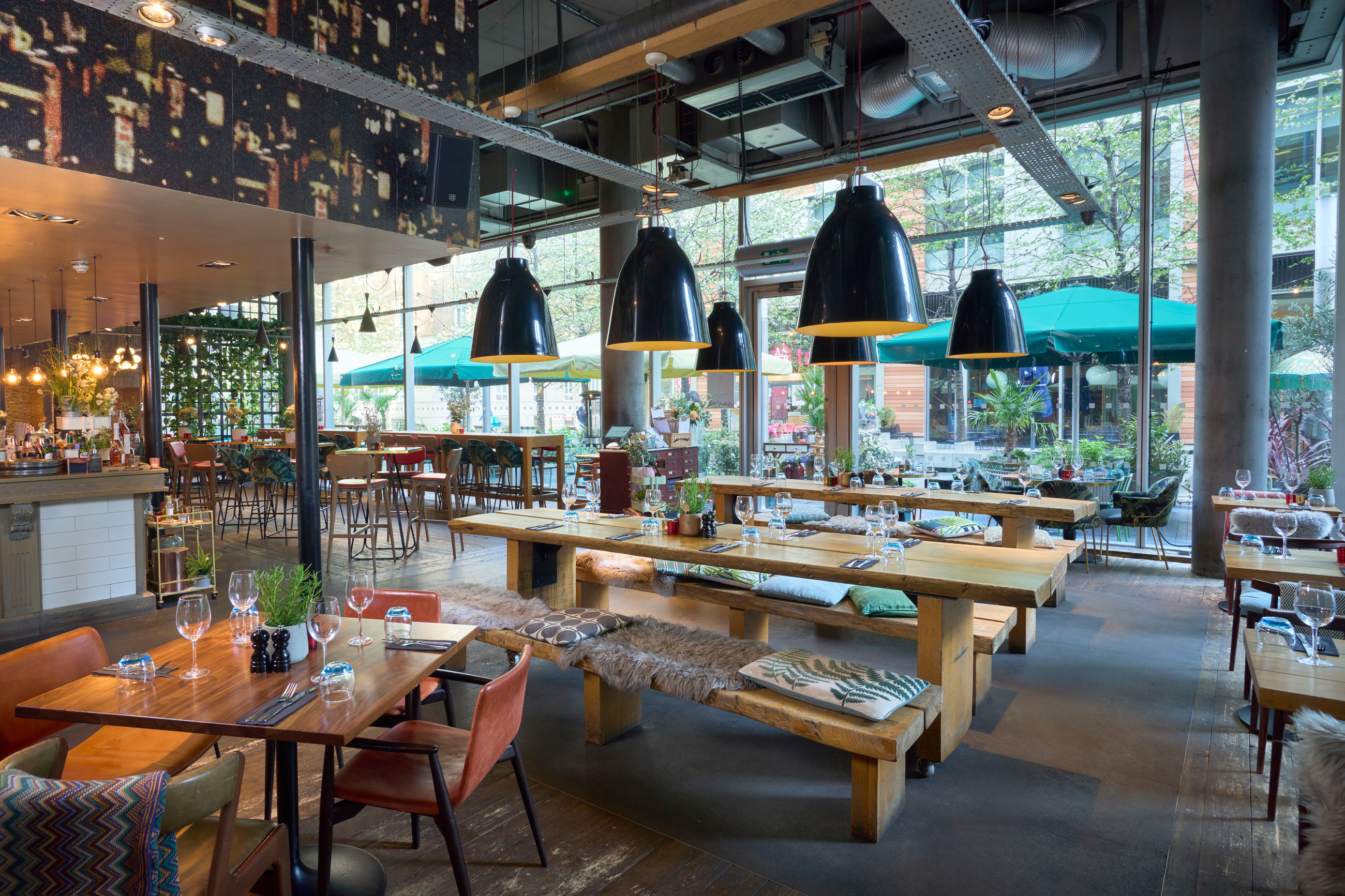 Full Venue - hzbidqnhfad.jpg