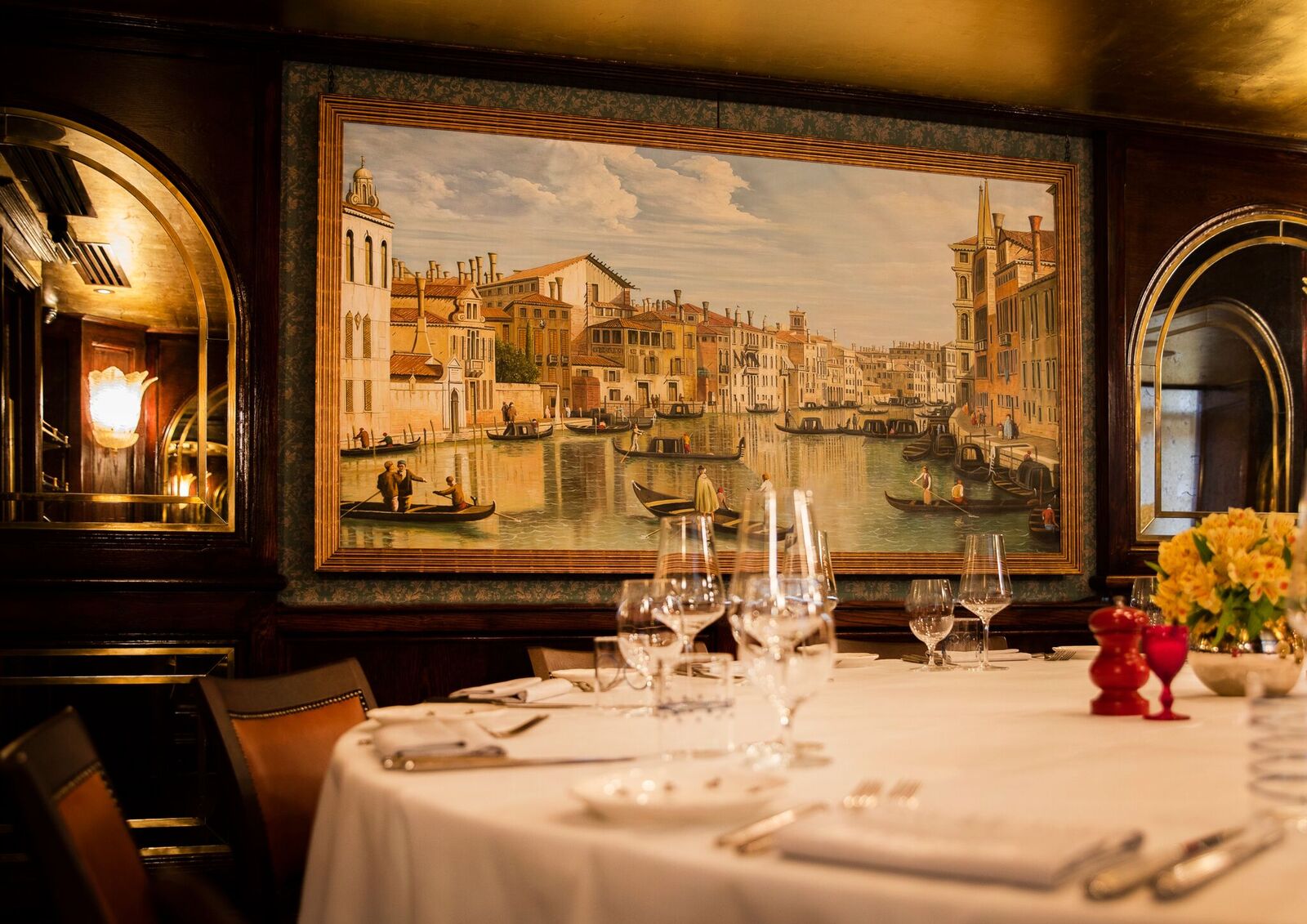 Elegant dining table in The Canaletto Room, ideal for upscale events and gatherings.