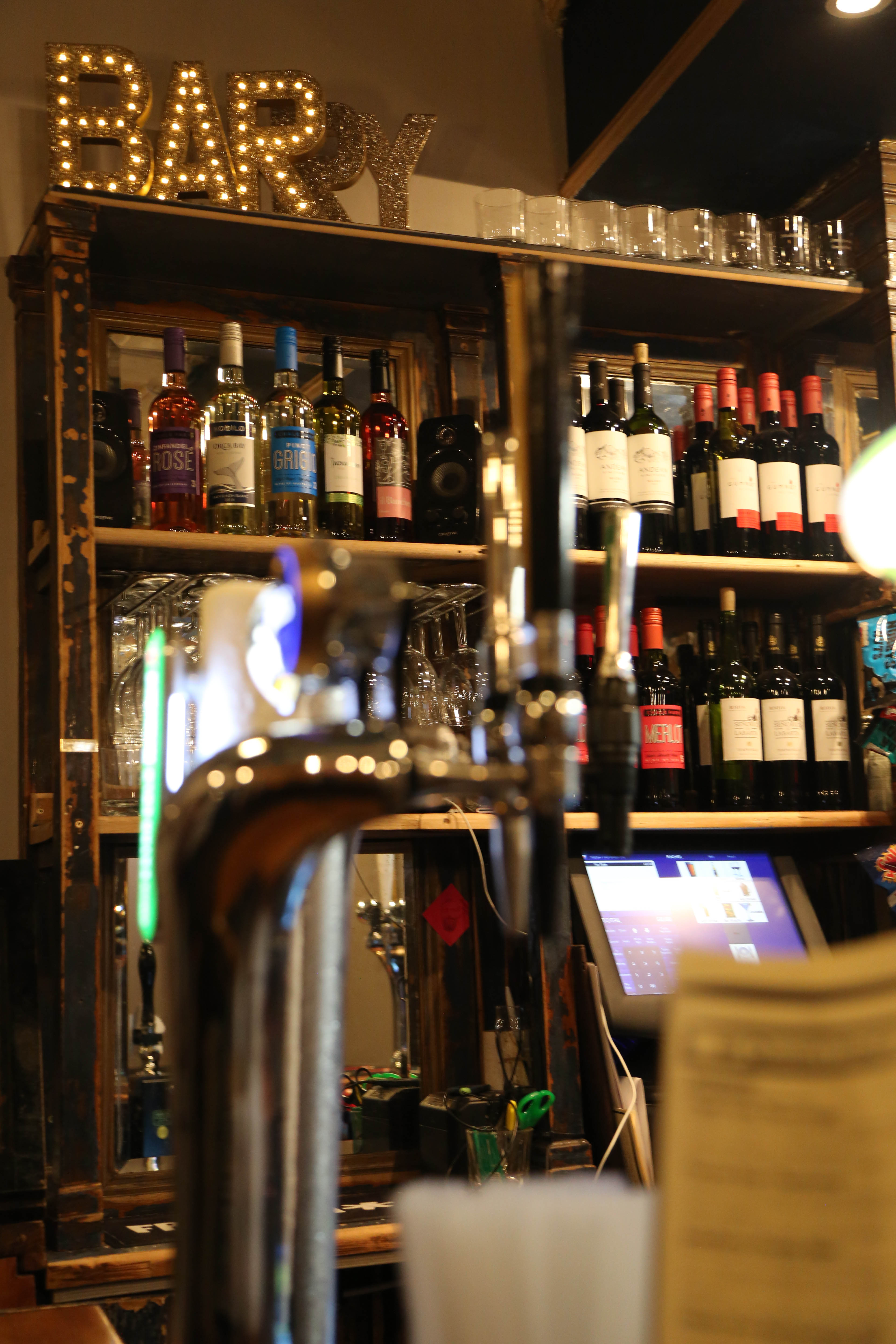 Main stage - axy2v4qe1rq.JPG