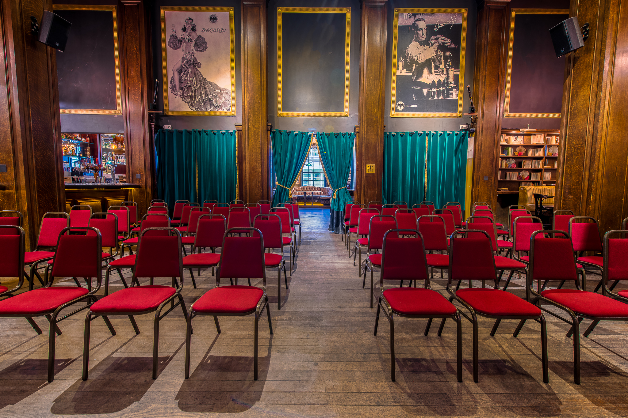 Havana Bar - kcr0kelt25g.jpg