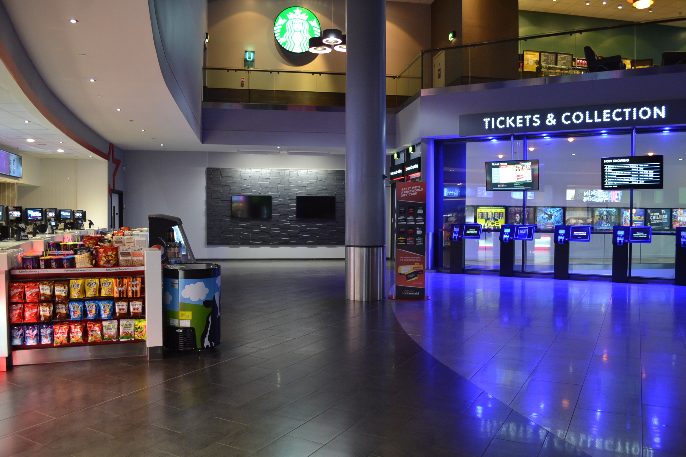 Reception Spaces - o5dgypvhqmk.JPG