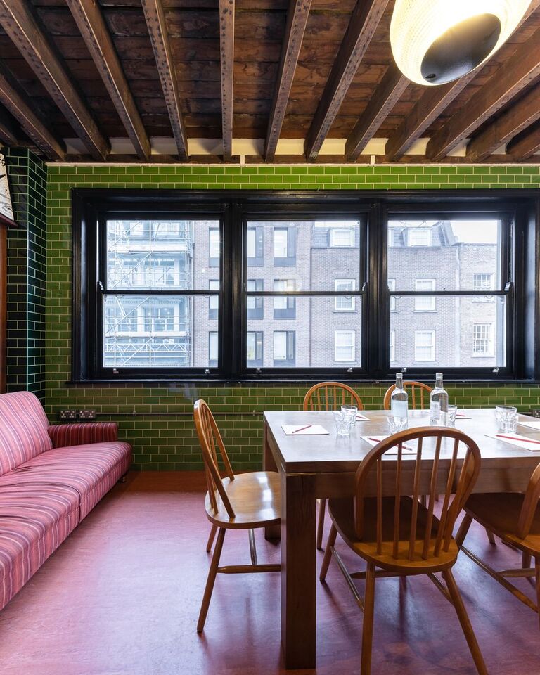 Writers Room - oqll1wmz2sg.jpg