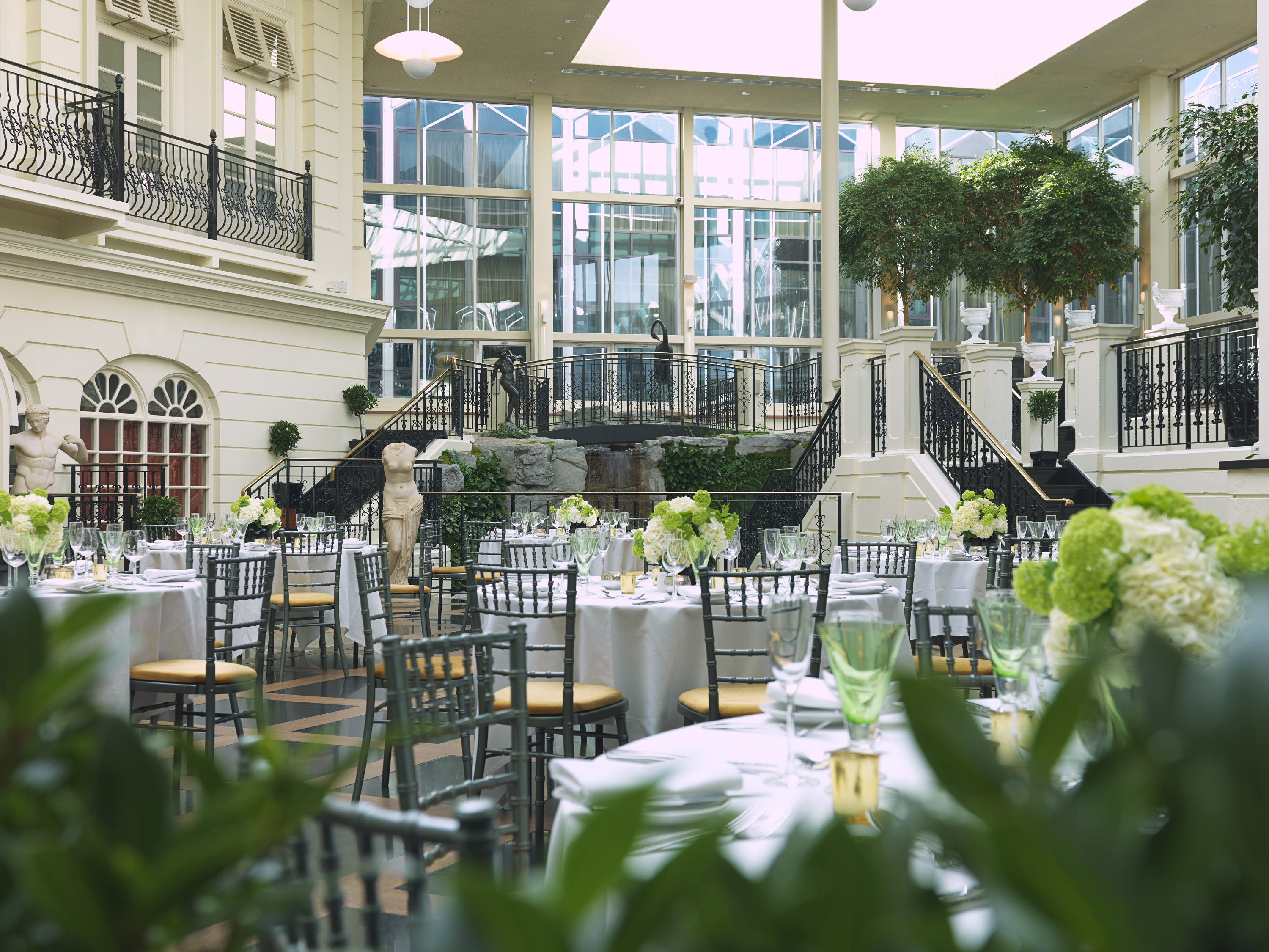 Elegant Newbury Suite 1 at Radisson Blu Heathrow, perfect for weddings and corporate events.