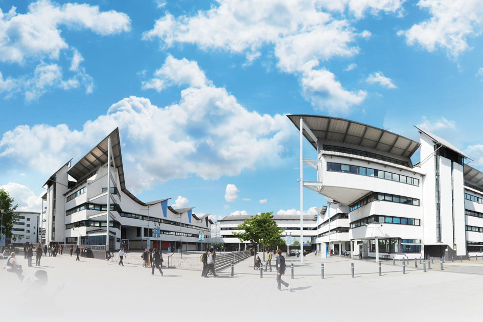 Modern Main Lecture Theatre at University of East London, ideal for conferences and events.