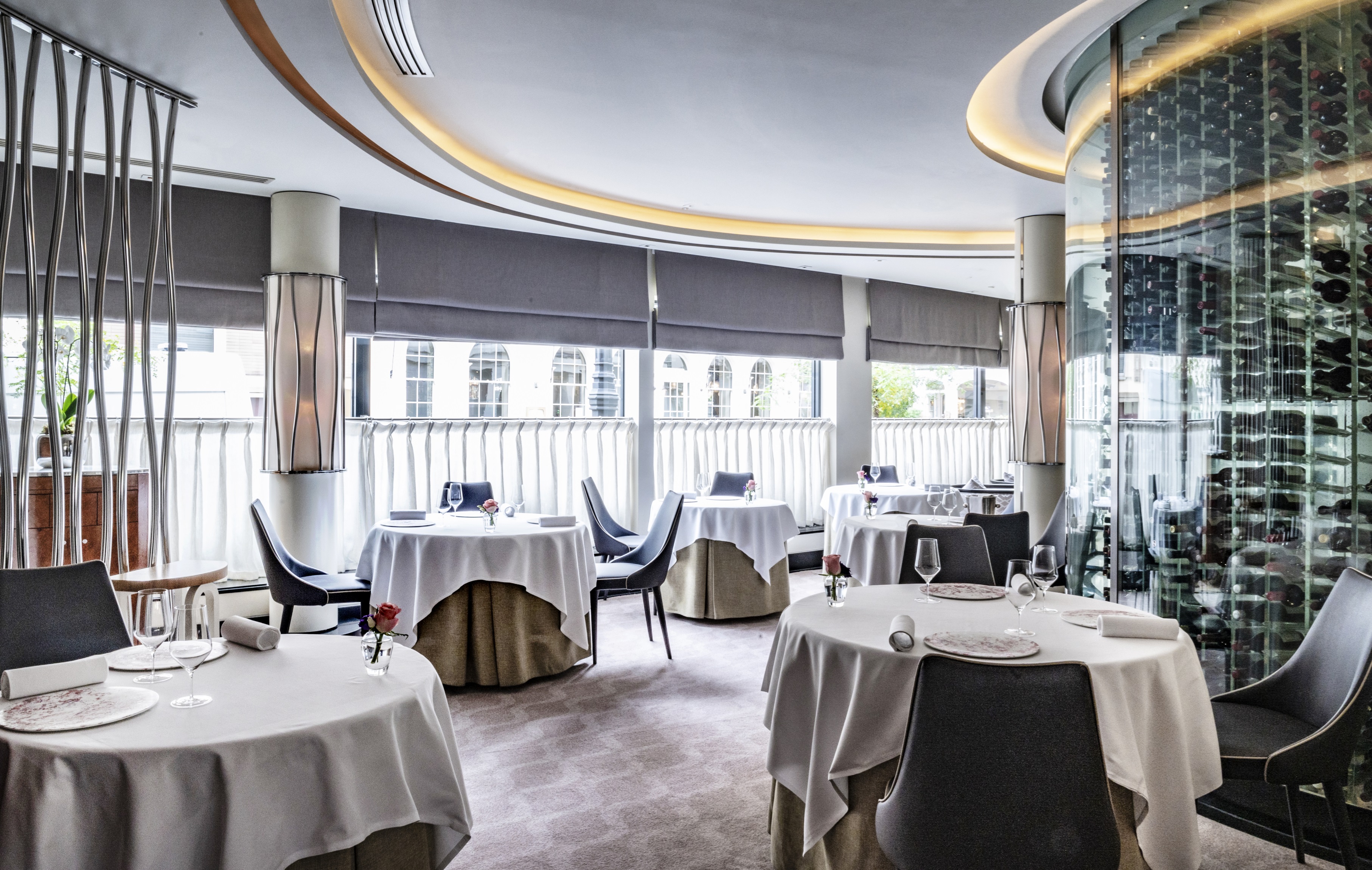 Sophisticated dining space in Petrus for high-end meetings and corporate events.