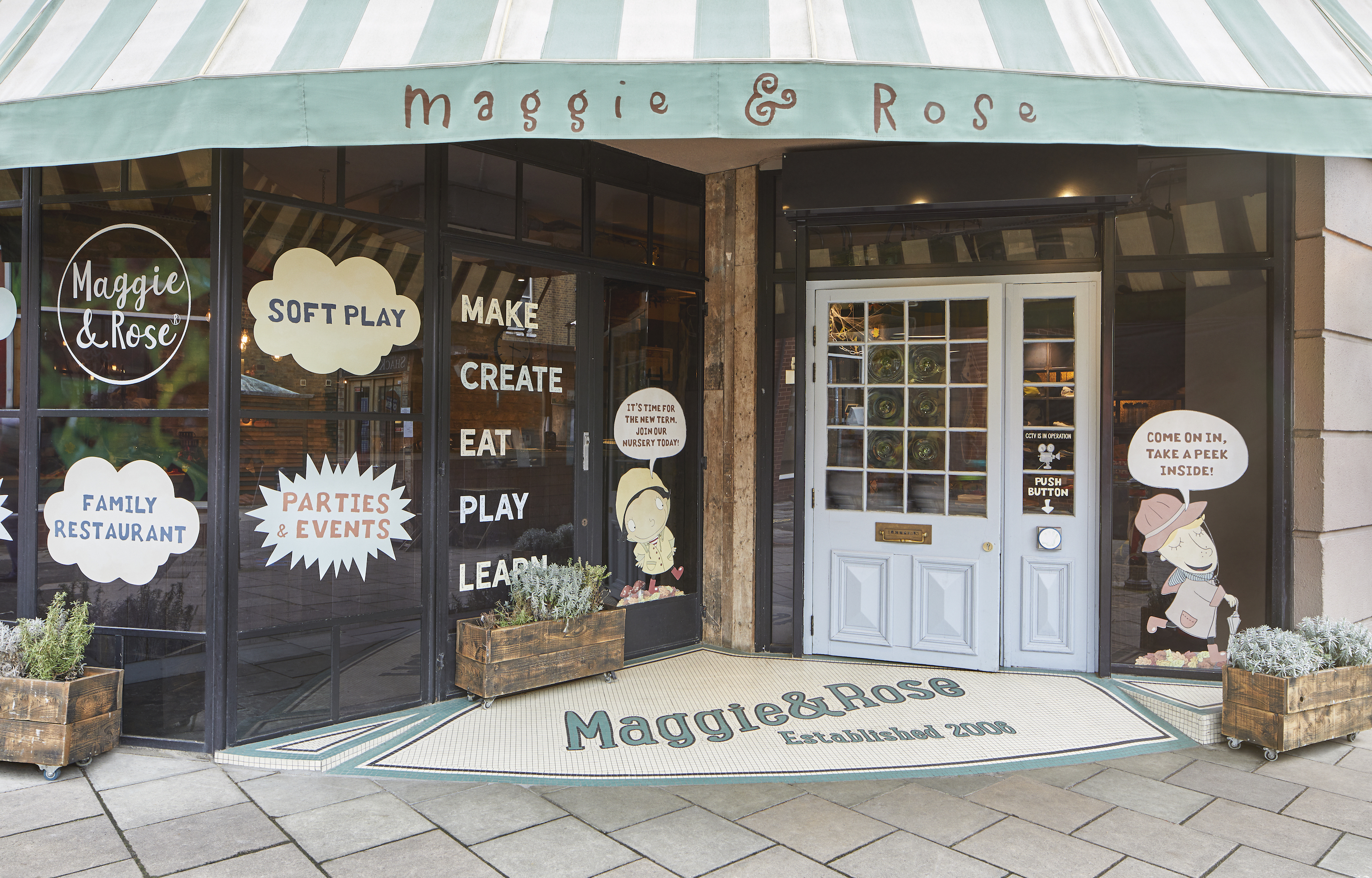 Chiswick Roof Terrace - 14bfidor2mh.jpg