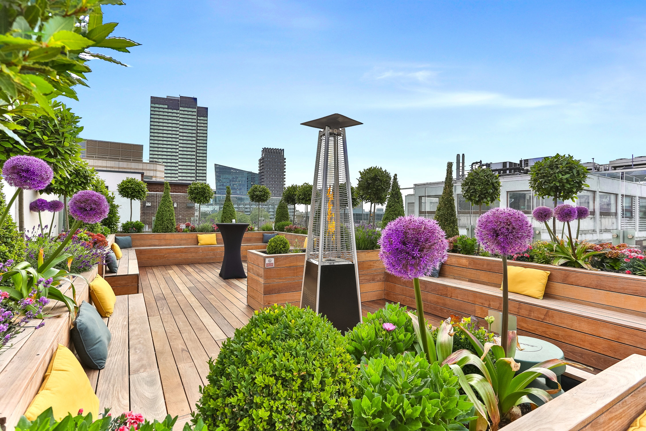 Weddings in the Penthouse State Rooms - bezp2df0nql.jpg