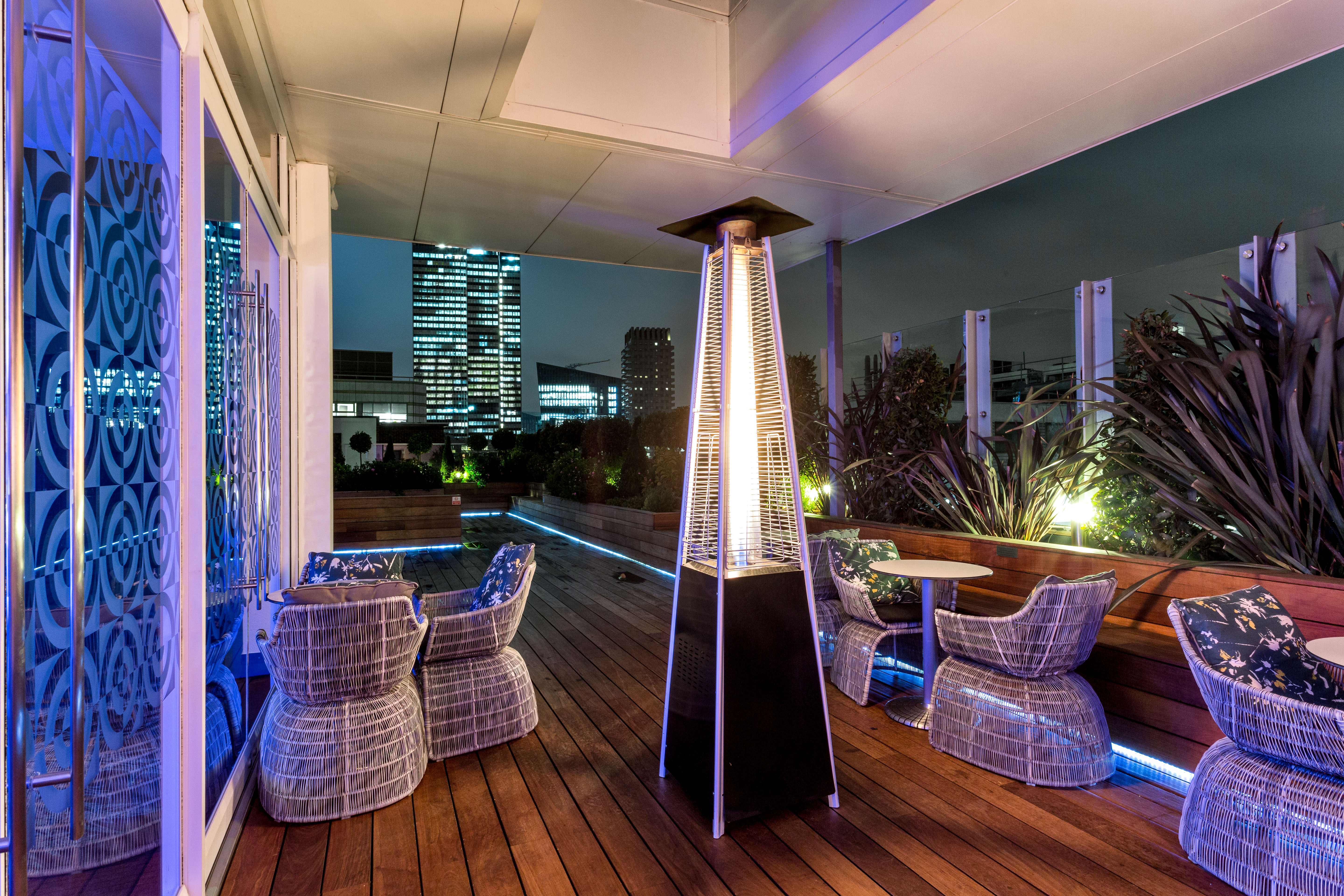 Weddings in the Penthouse State Rooms - svnpsrrblu5.jpg