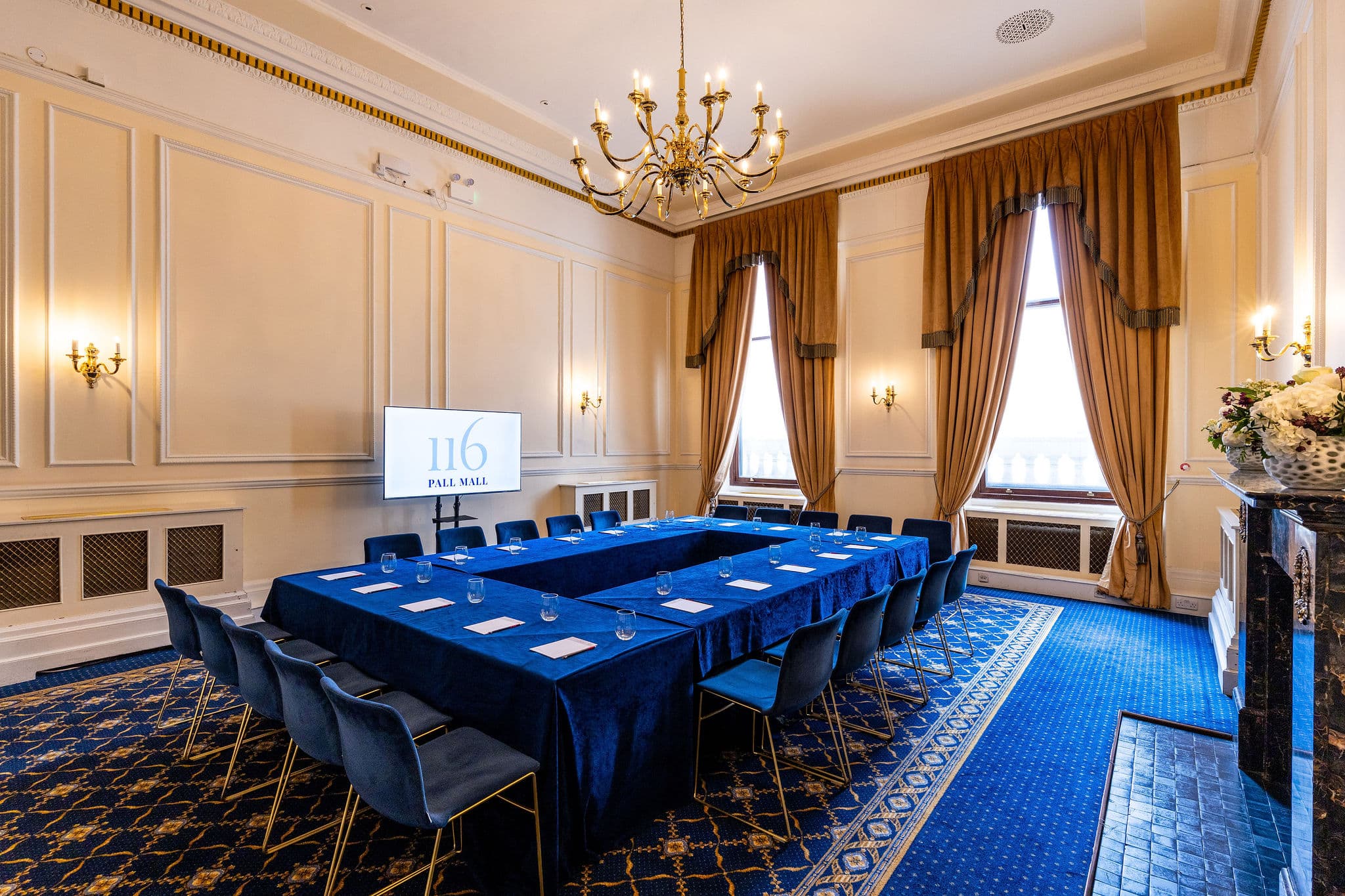 Trafalgar Rooms boardroom with U-shaped table for formal corporate meetings and event hire.