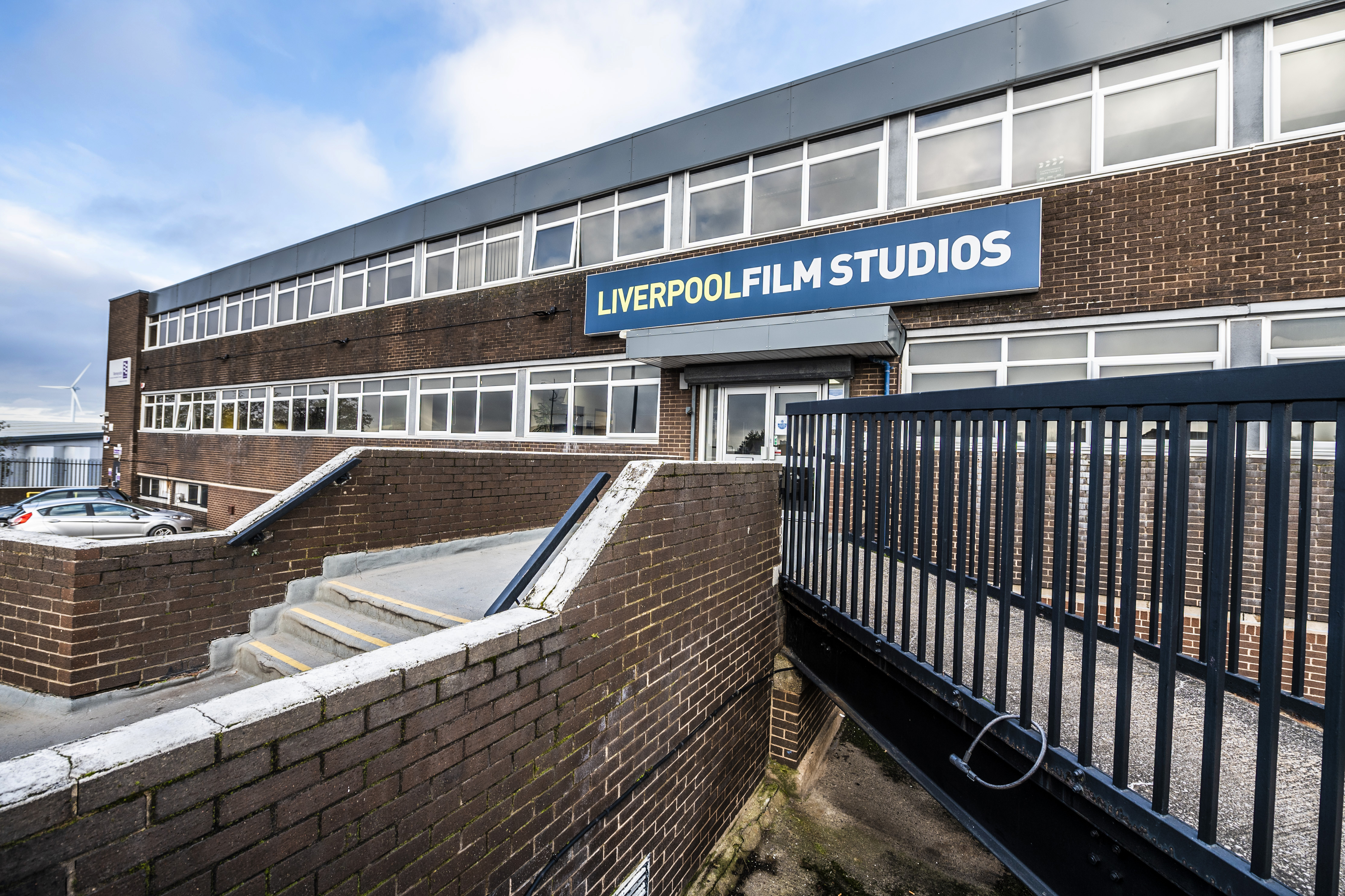 Meeting Room - p1wohungjql.JPG